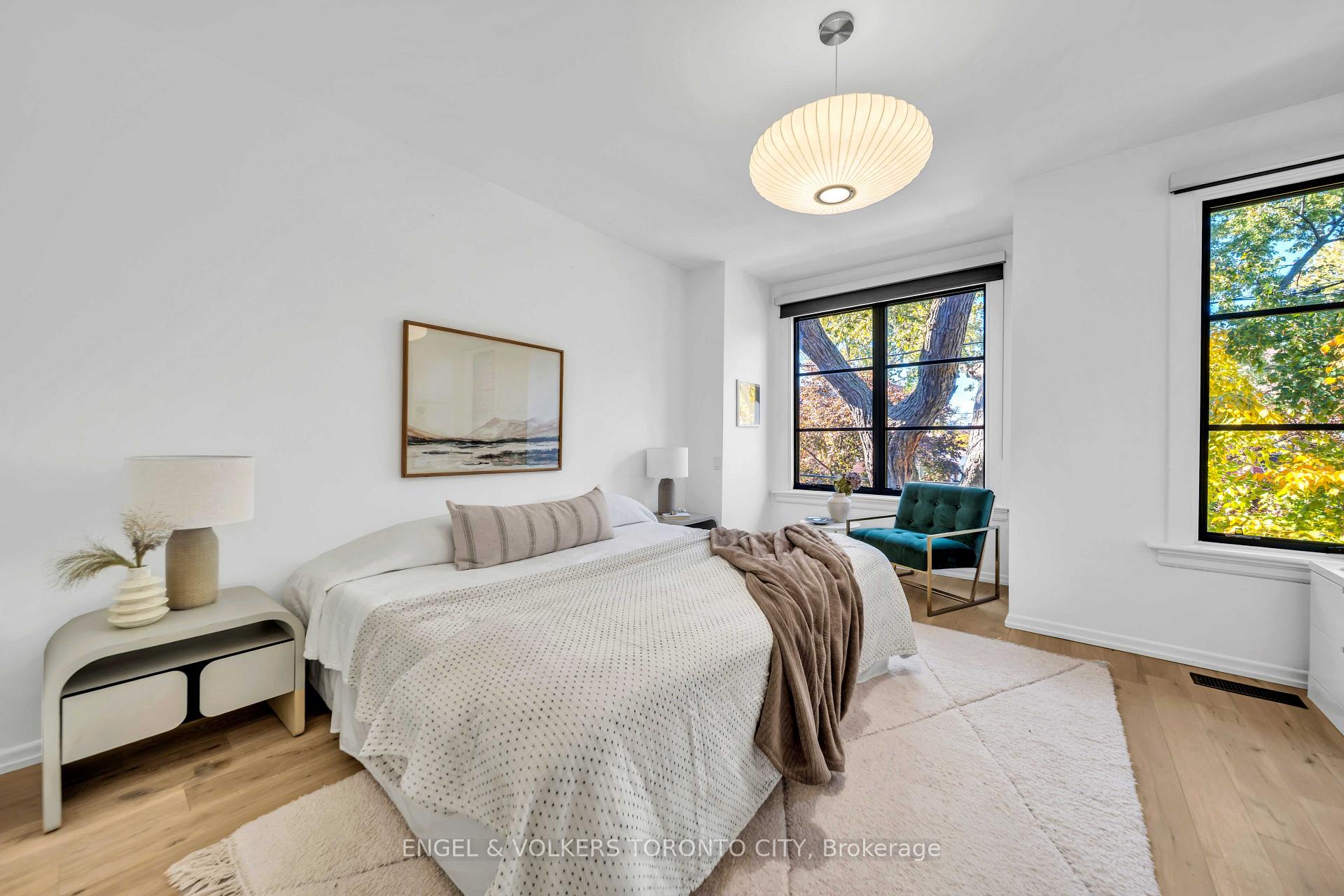 Photo 13 of 217 Shaw Street, Toronto, Trinity-Bellwoods — HOMEH