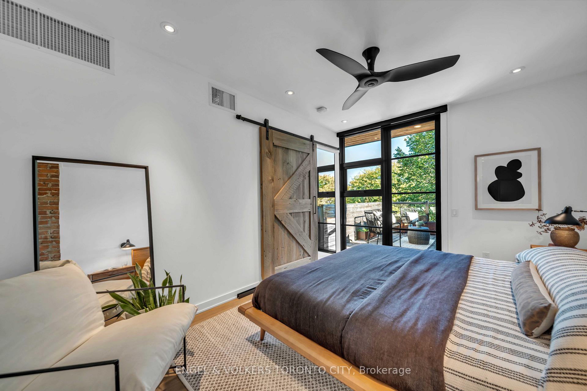 Photo 20 of 217 Shaw Street, Toronto, Trinity-Bellwoods — HOMEH
