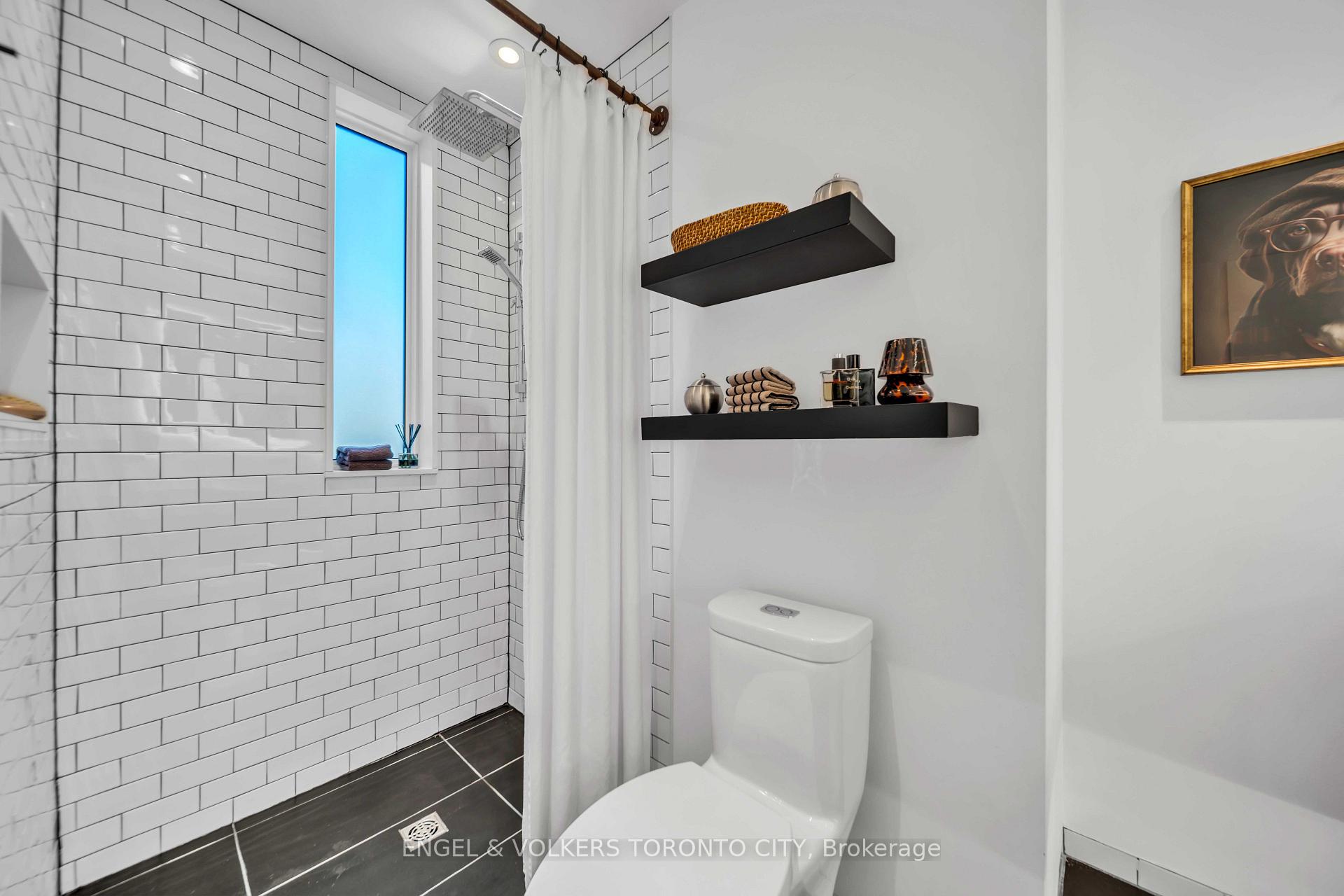 Photo 23 of 217 Shaw Street, Toronto, Trinity-Bellwoods — HOMEH
