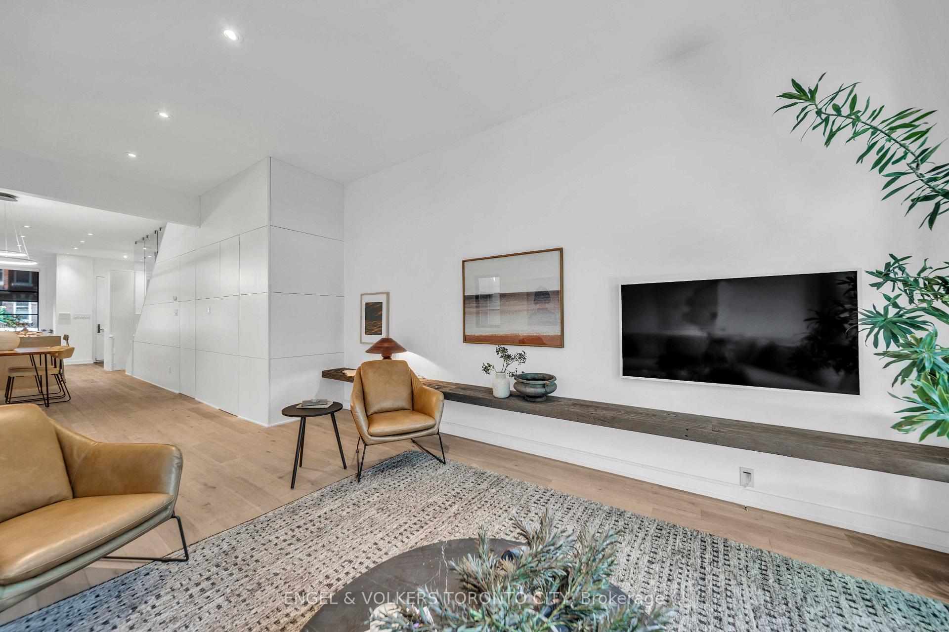 Photo 32 of 217 Shaw Street, Toronto, Trinity-Bellwoods — HOMEH
