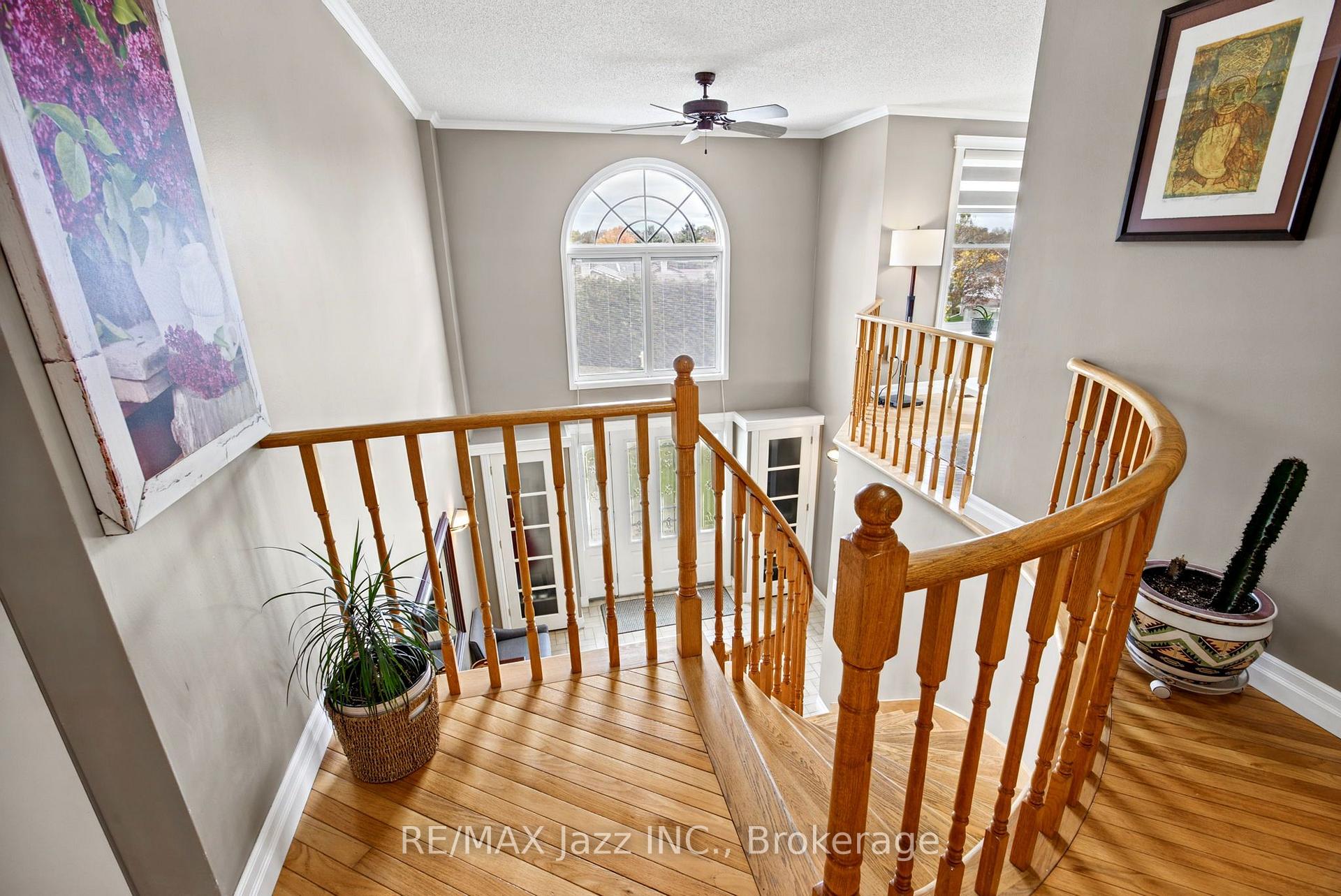 Photo 6 of 789 Lochness Crescent, Oshawa, McLaughlin — HOMEH