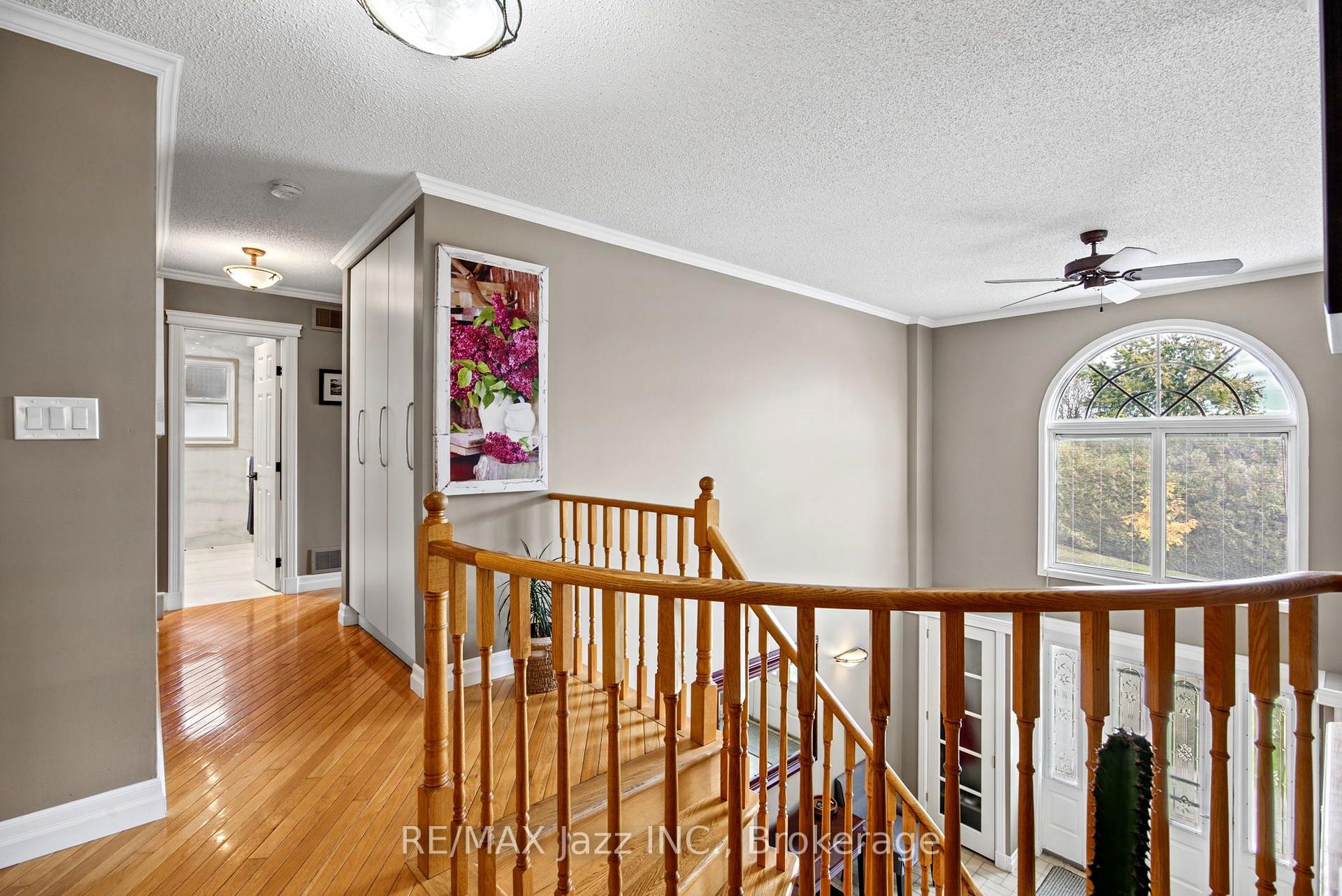 Photo 8 of 789 Lochness Crescent, Oshawa, McLaughlin — HOMEH
