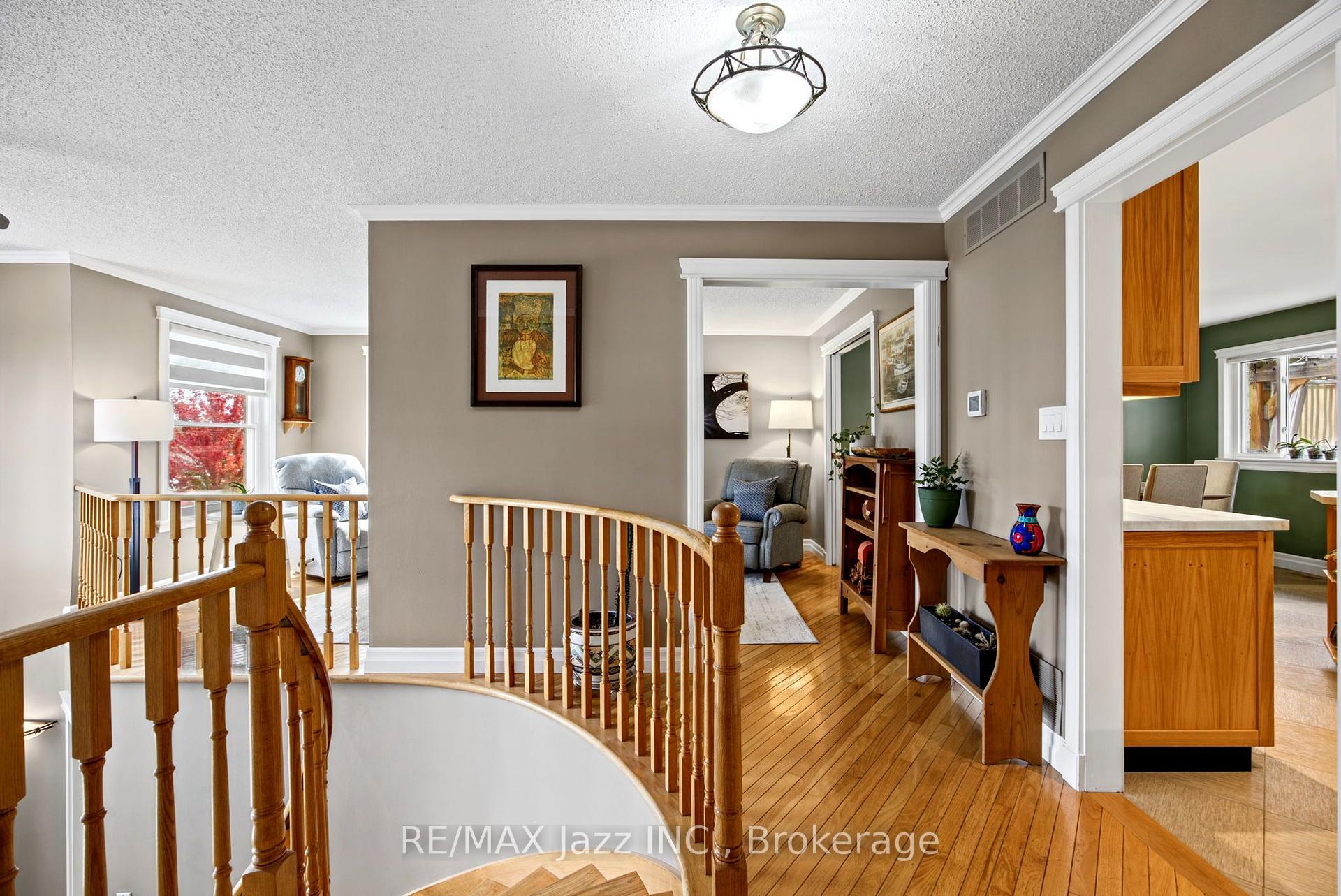 Photo 9 of 789 Lochness Crescent, Oshawa, McLaughlin — HOMEH