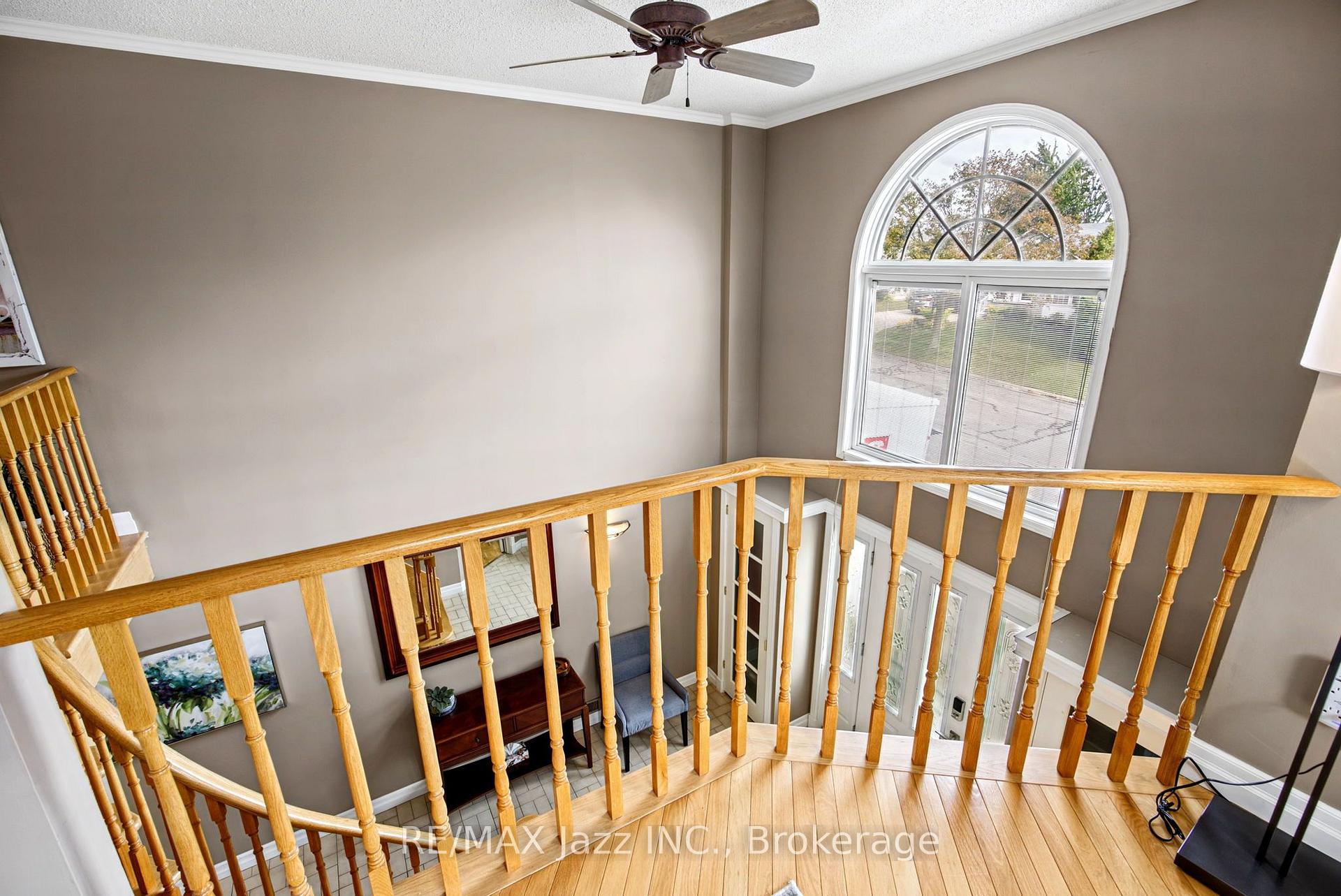 Photo 13 of 789 Lochness Crescent, Oshawa, McLaughlin — HOMEH