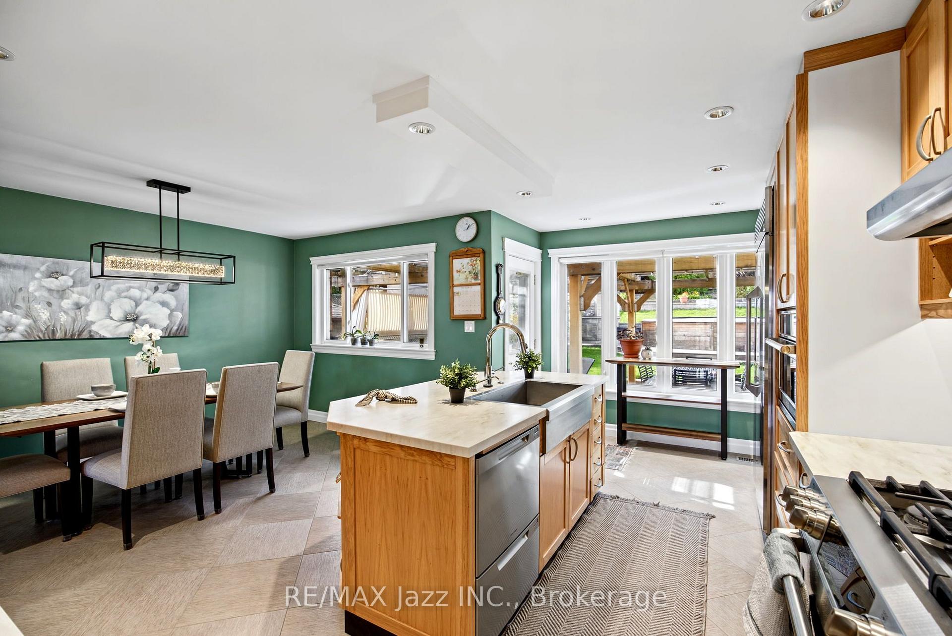 Photo 20 of 789 Lochness Crescent, Oshawa, McLaughlin — HOMEH