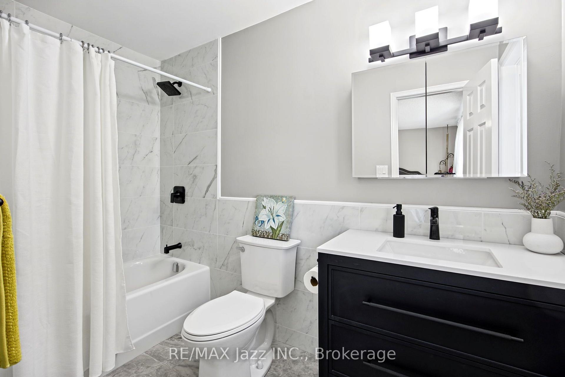Photo 26 of 789 Lochness Crescent, Oshawa, McLaughlin — HOMEH