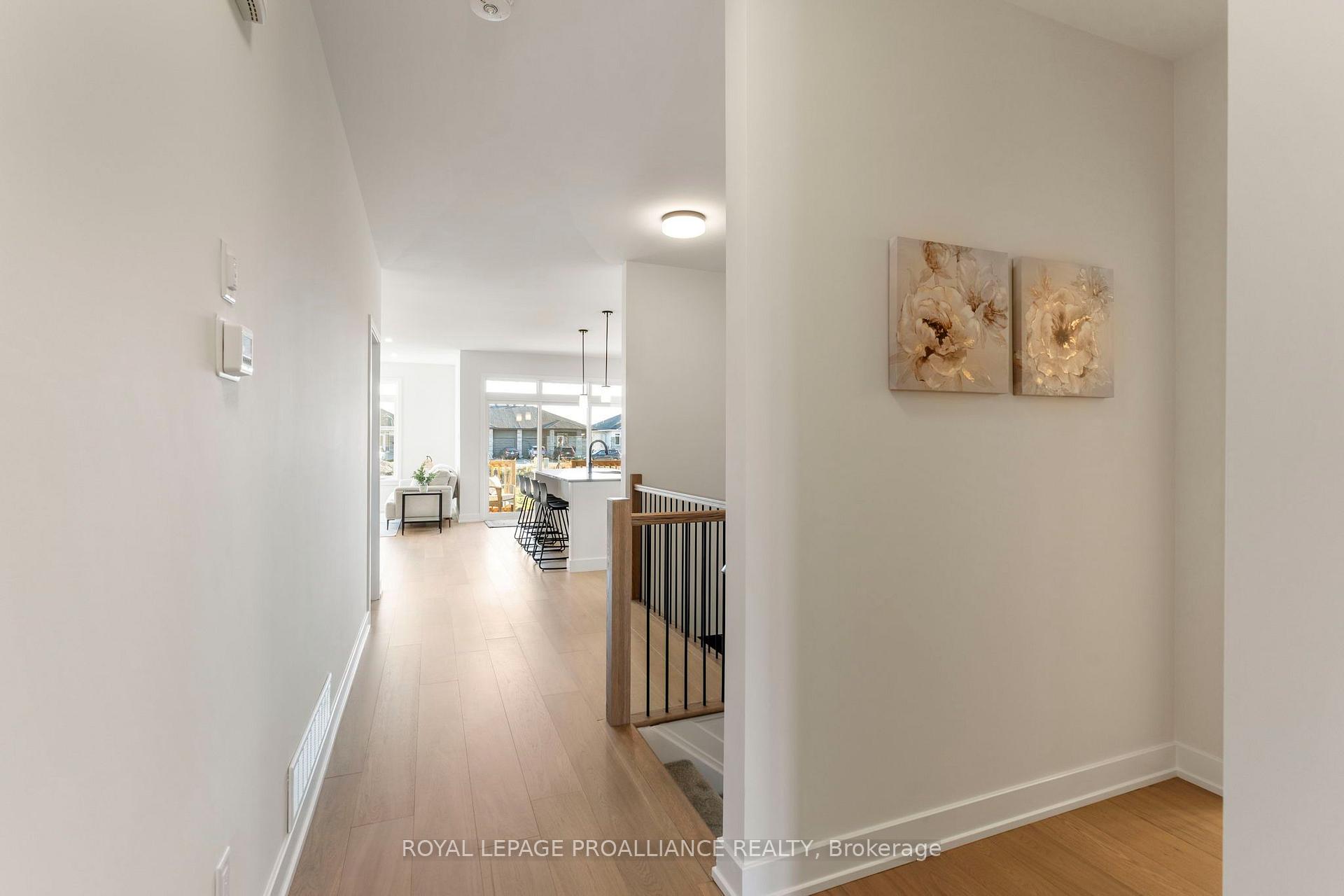 Photo 10 of 1057 Moore Street, Brockville, Brockville — HOMEH