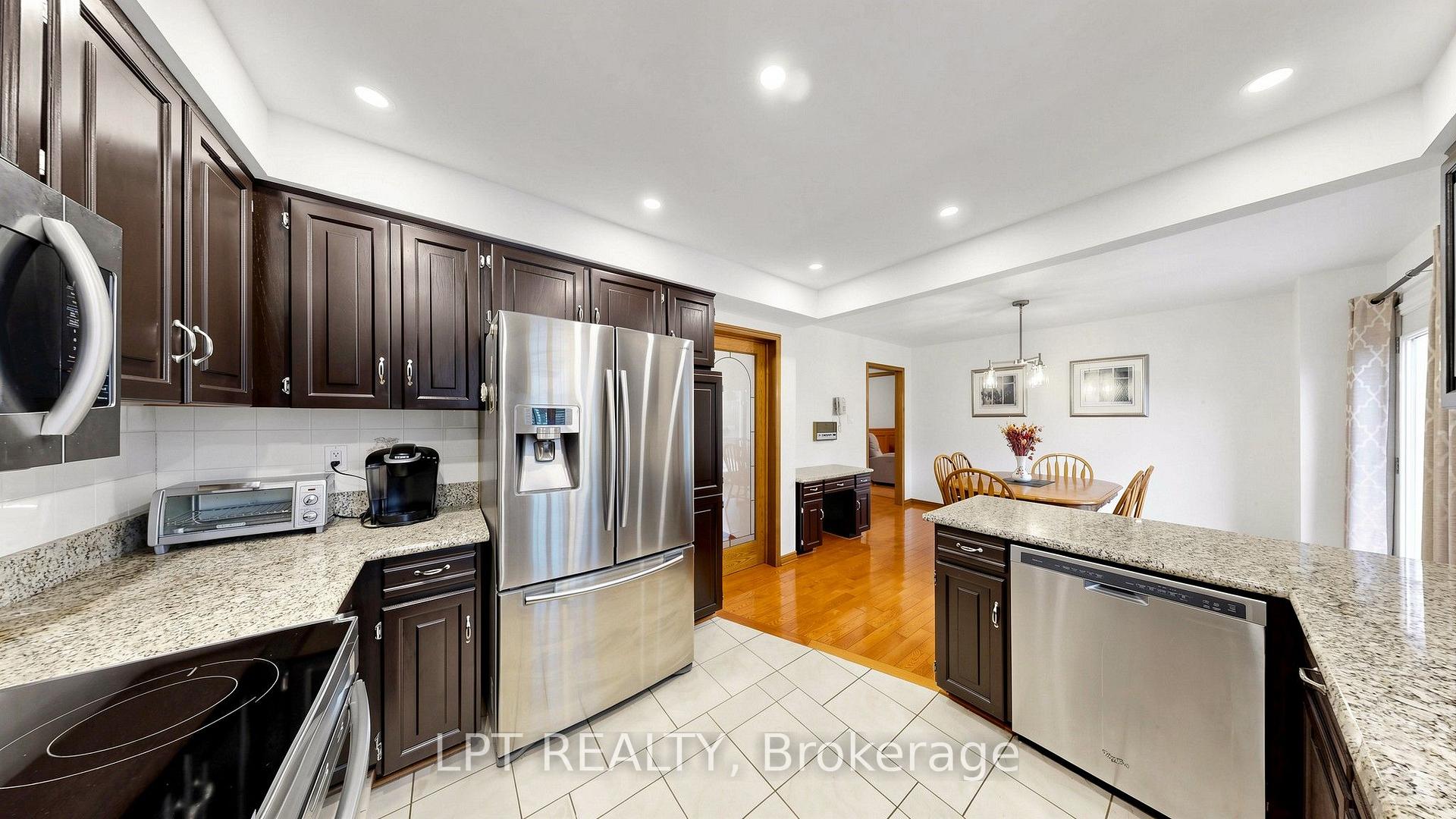 Photo 15 of 4204 Starlight Crescent, Mississauga, Rathwood — HOMEH