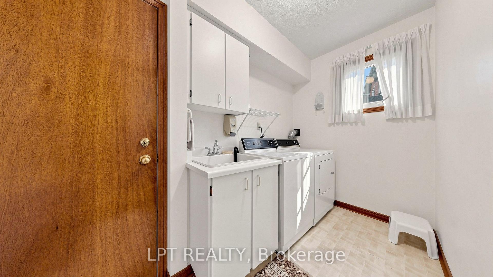 Photo 23 of 4204 Starlight Crescent, Mississauga, Rathwood — HOMEH