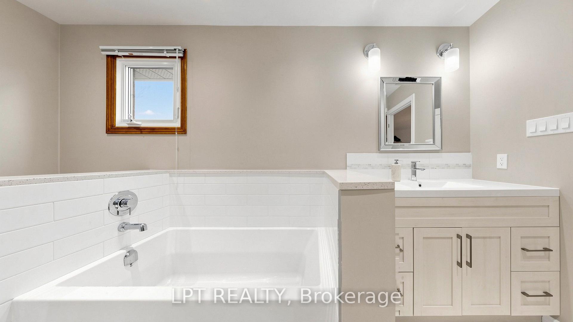 Photo 29 of 4204 Starlight Crescent, Mississauga, Rathwood — HOMEH