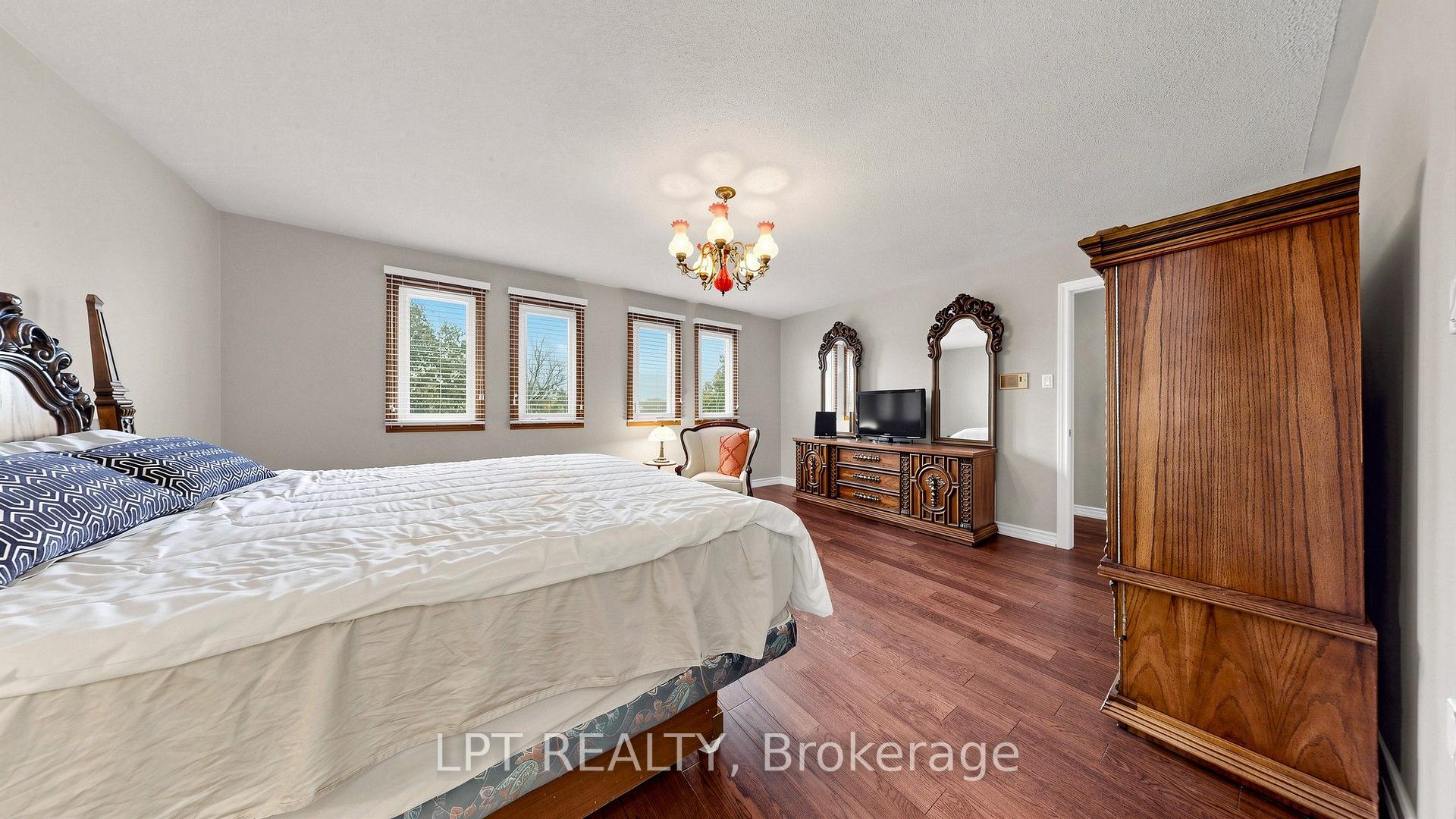 Photo 30 of 4204 Starlight Crescent, Mississauga, Rathwood — HOMEH