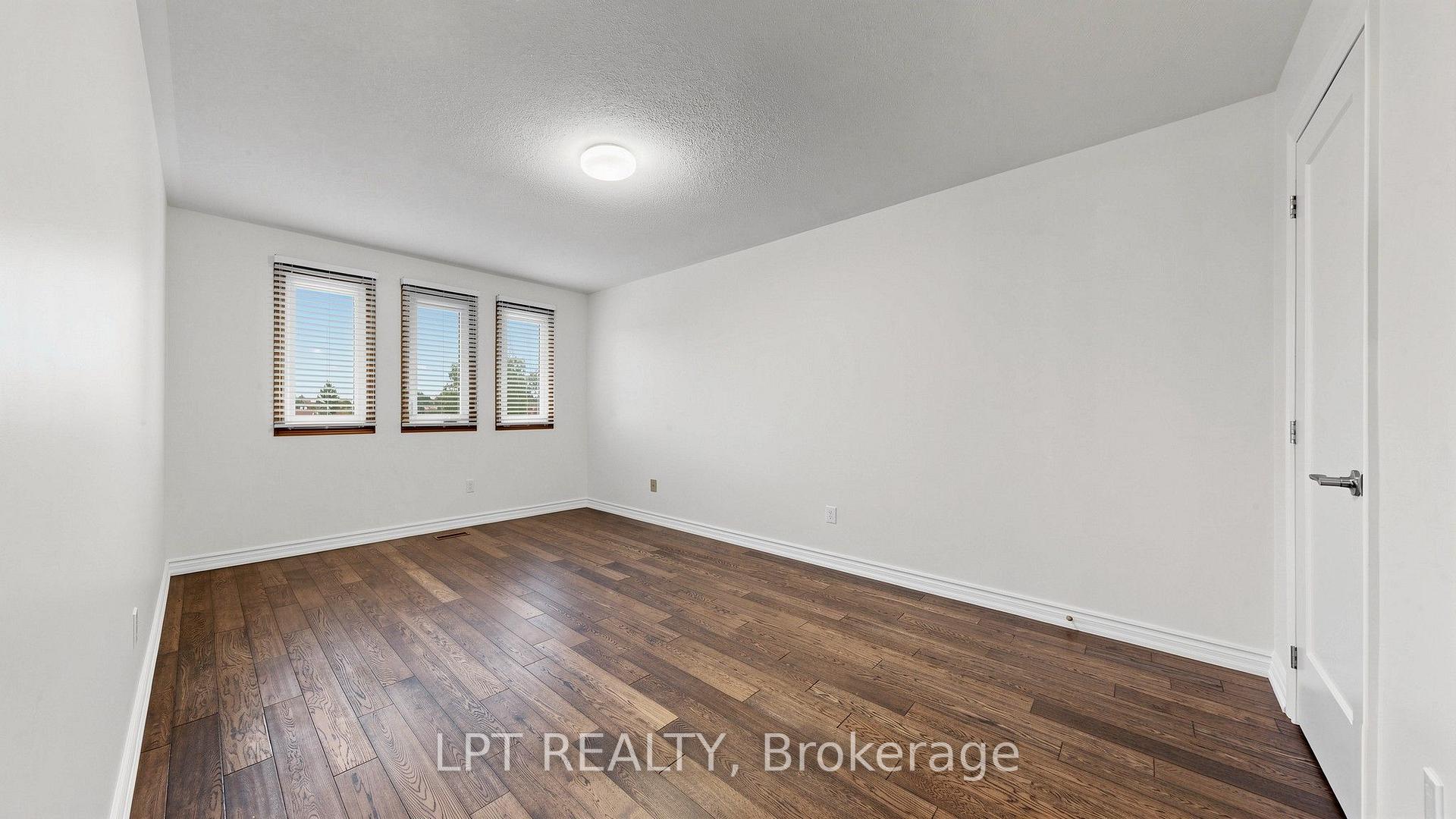 Photo 33 of 4204 Starlight Crescent, Mississauga, Rathwood — HOMEH