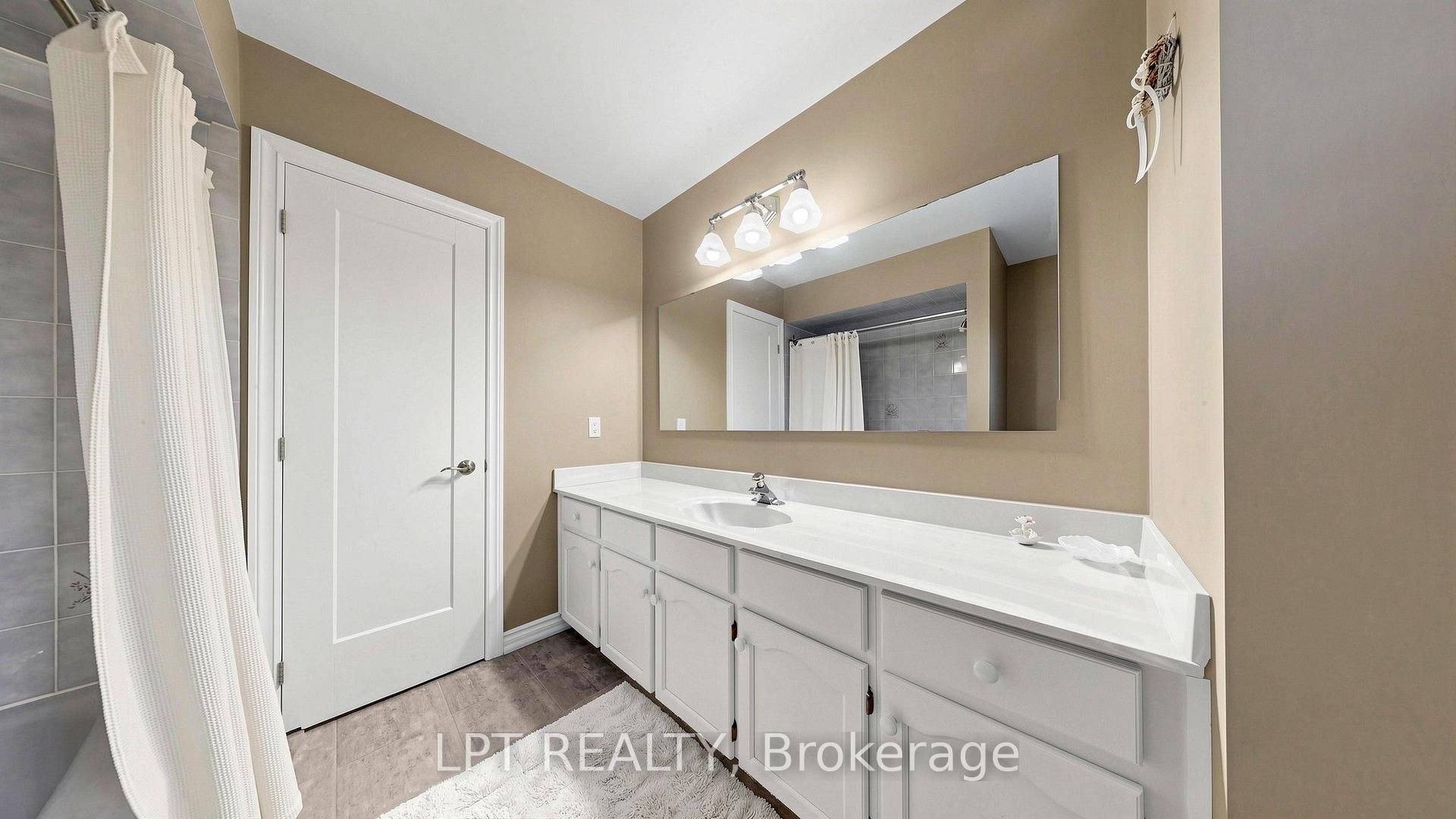 Photo 39 of 4204 Starlight Crescent, Mississauga, Rathwood — HOMEH
