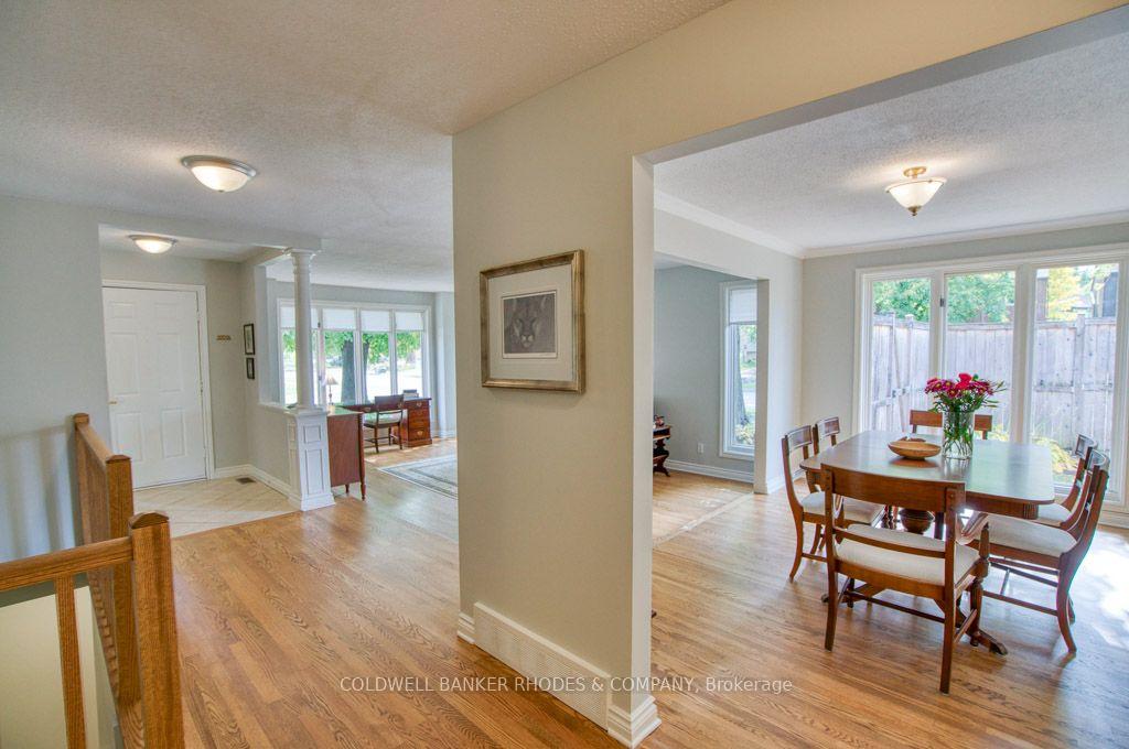 Photo 13 of 34 Gavin Street, Ottawa, Mooneys Bay/Riverside Park — HOMEH