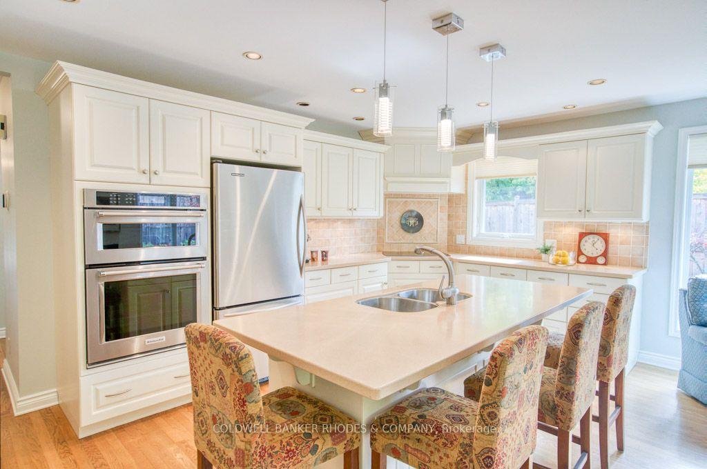 Photo 15 of 34 Gavin Street, Ottawa, Mooneys Bay/Riverside Park — HOMEH