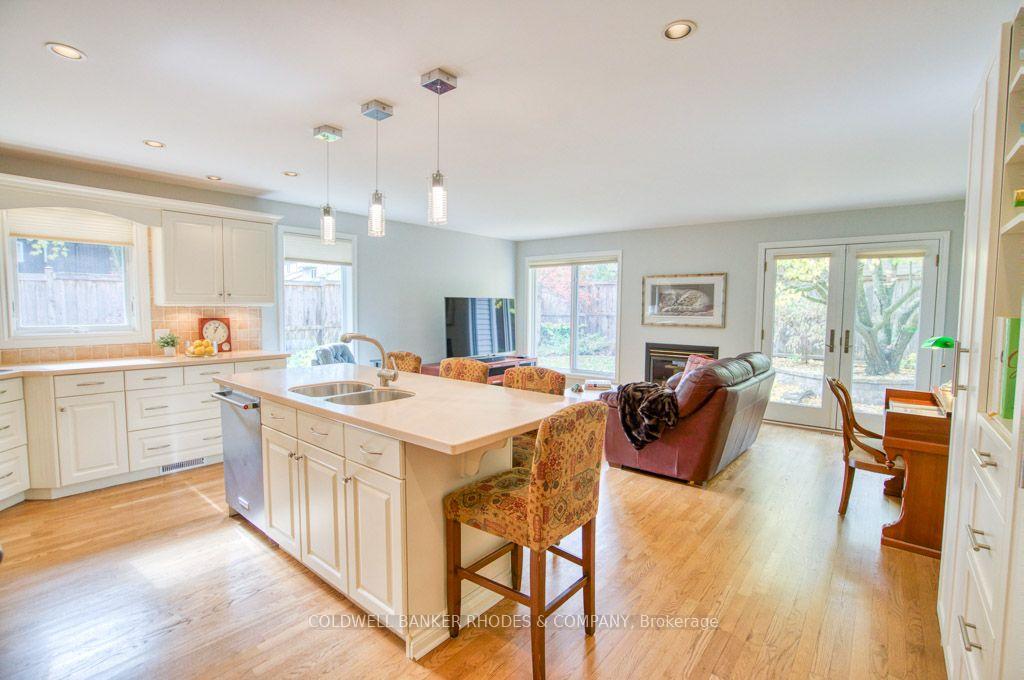 Photo 17 of 34 Gavin Street, Ottawa, Mooneys Bay/Riverside Park — HOMEH