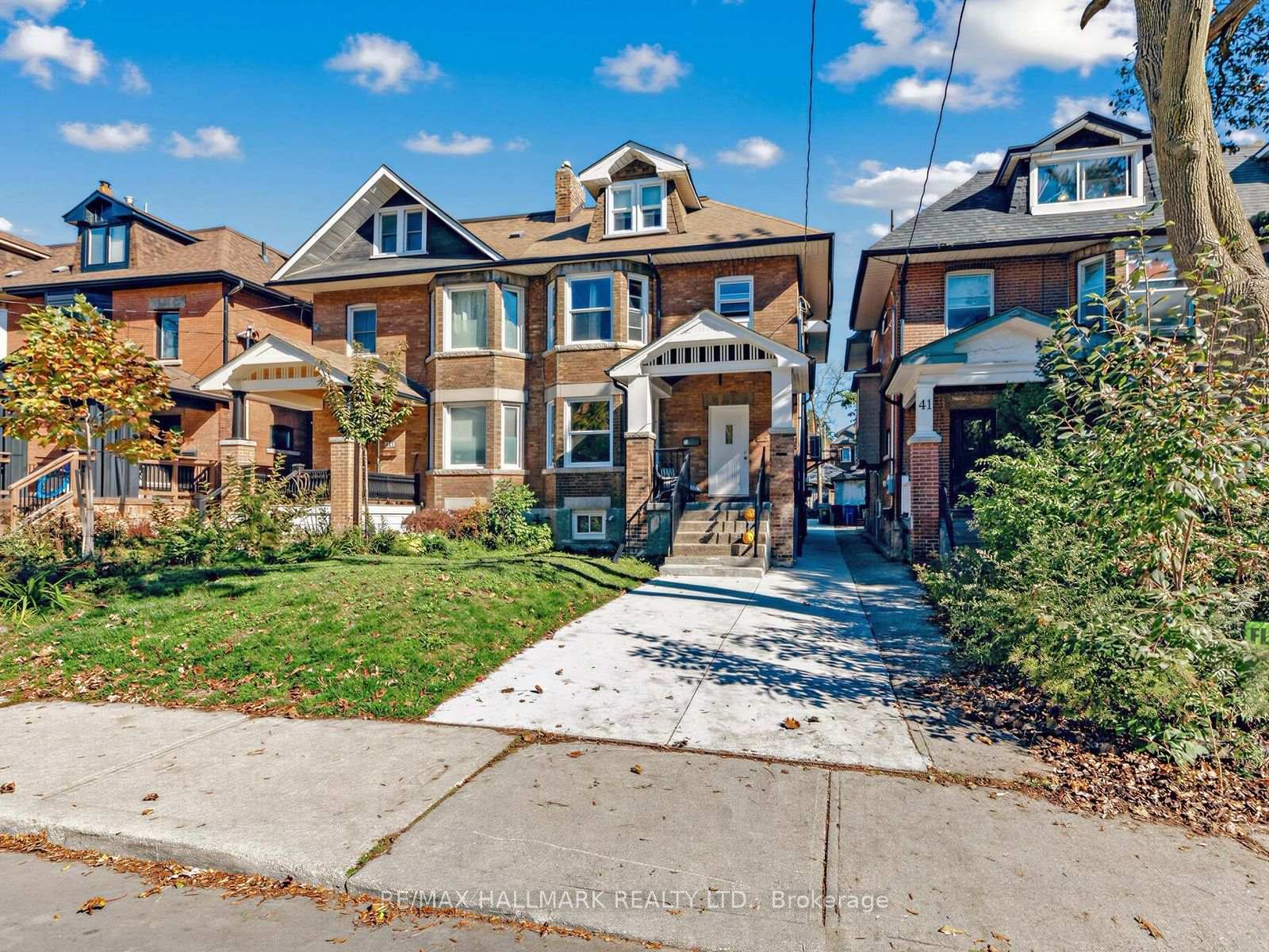 Photo 1 of Unit 1, 43 Highview Crescent, Toronto, Corso Italia-Davenport — HOMEH