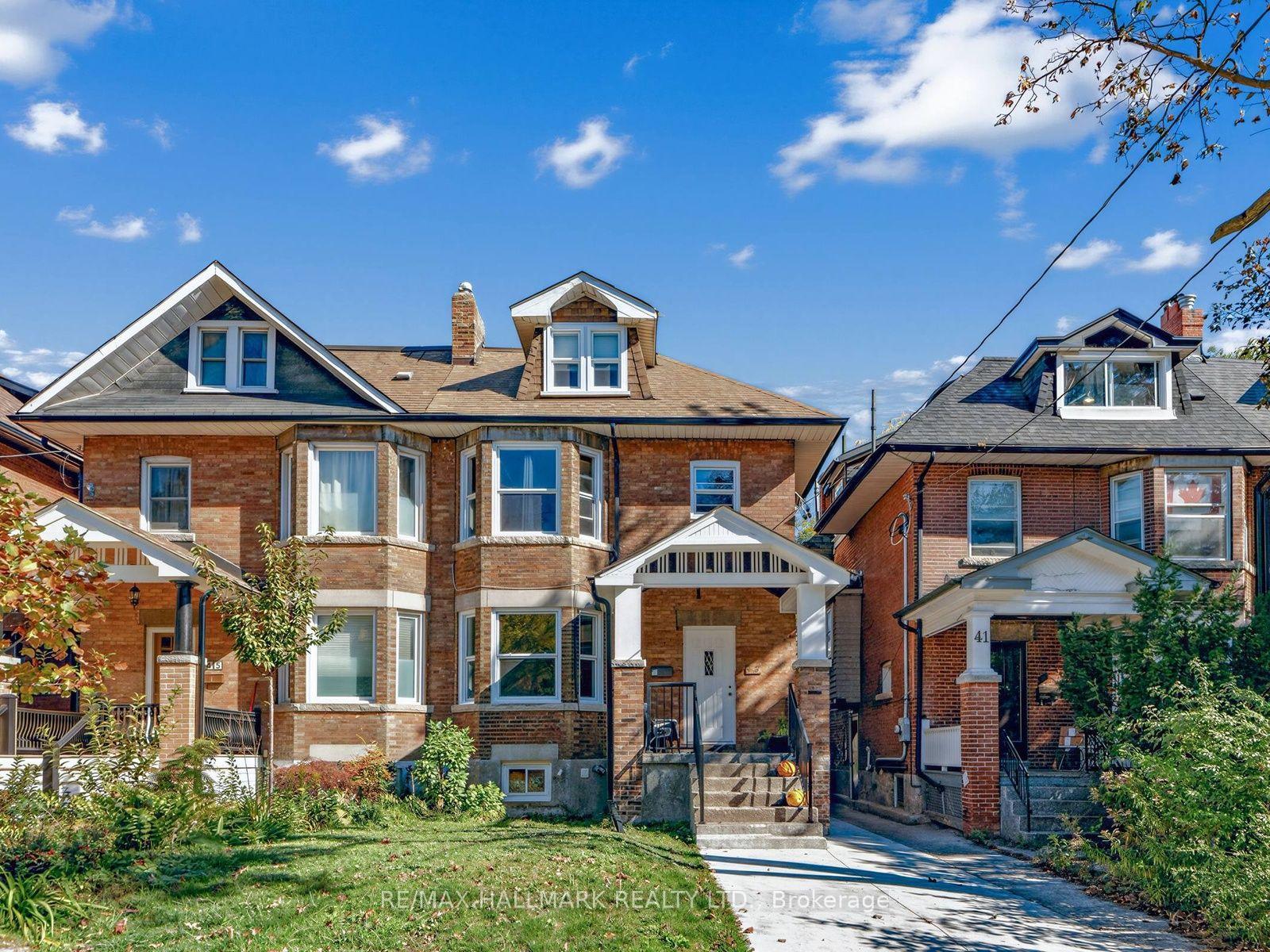 Photo 2 of Unit 1, 43 Highview Crescent, Toronto, Corso Italia-Davenport — HOMEH