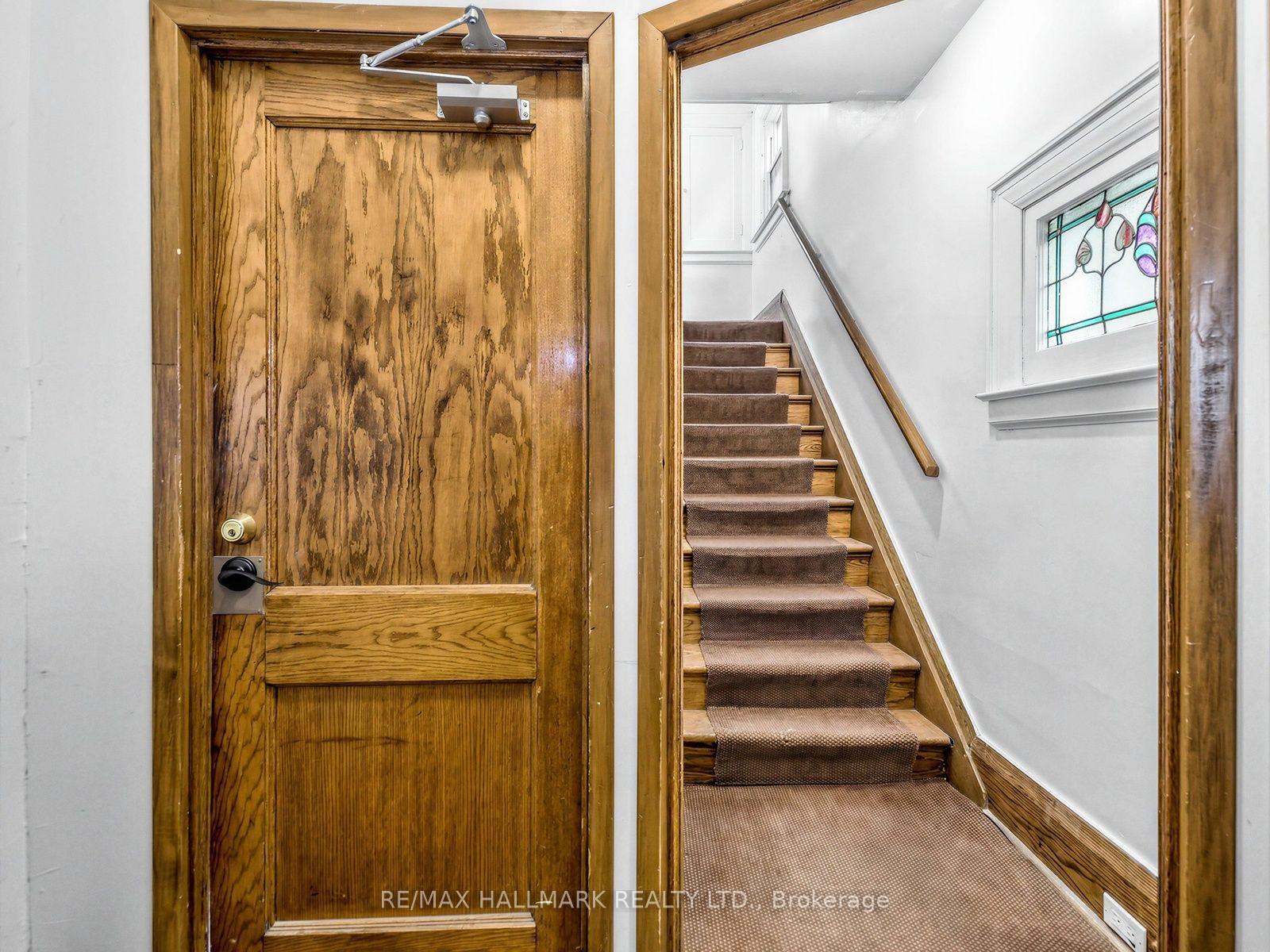 Photo 4 of Unit 1, 43 Highview Crescent, Toronto, Corso Italia-Davenport — HOMEH