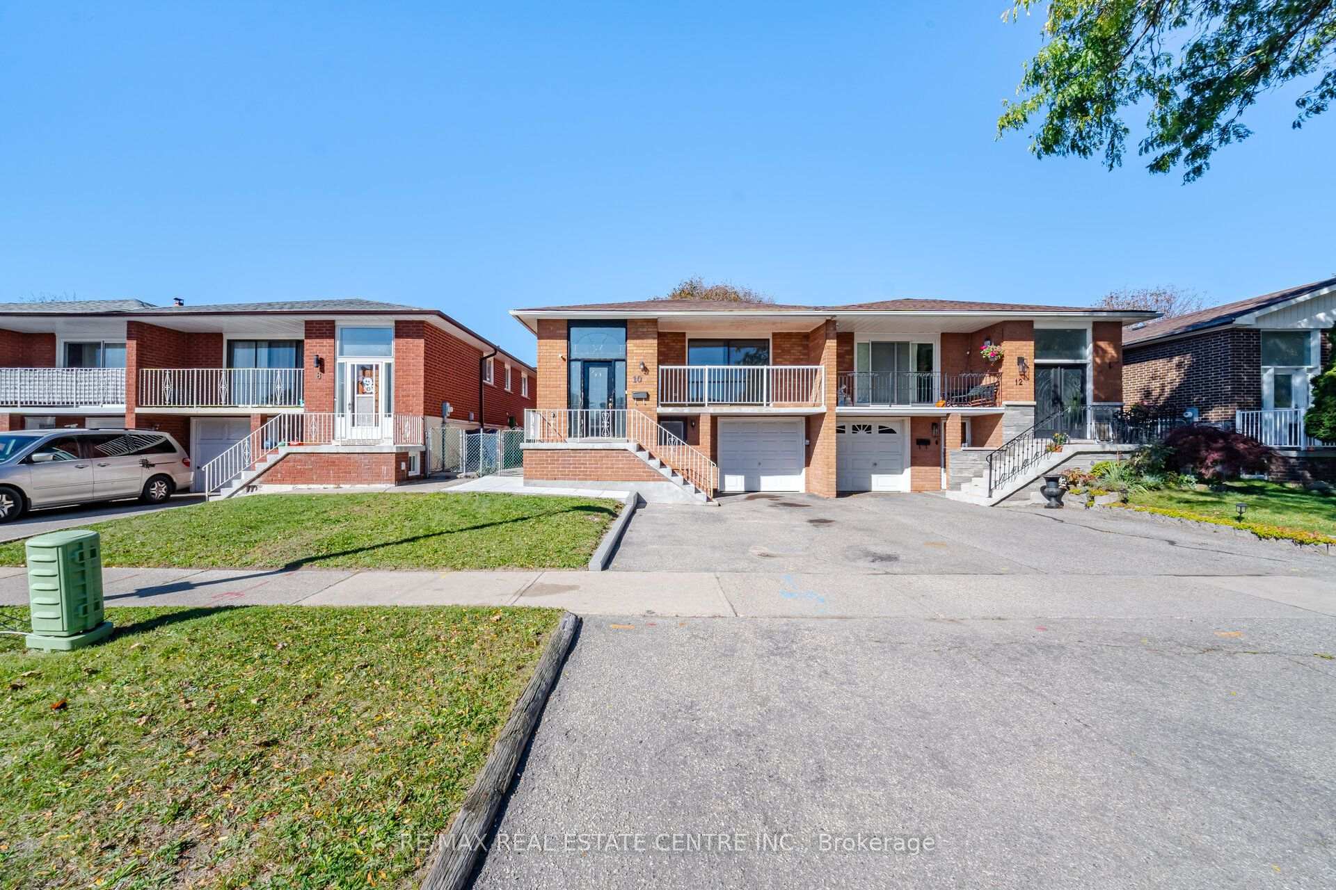 Photo 3 of 10 Major Oaks Drive, Brampton, Madoc — HOMEH