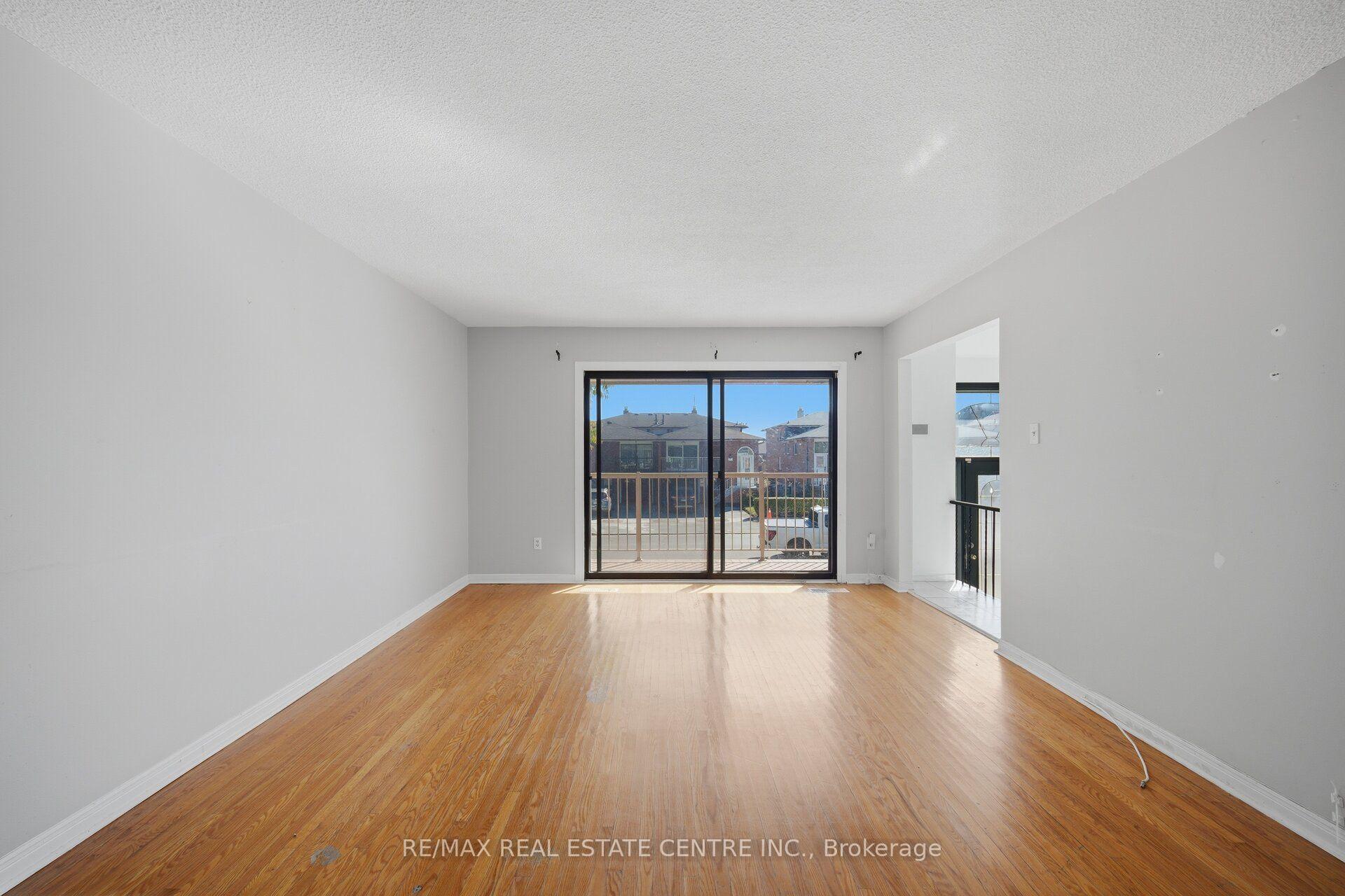 Photo 10 of 10 Major Oaks Drive, Brampton, Madoc — HOMEH