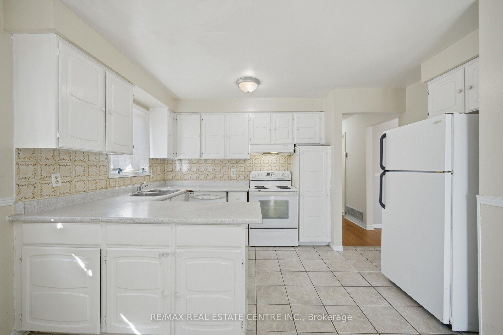 Photo 19 of 10 Major Oaks Drive, Brampton, Madoc — HOMEH