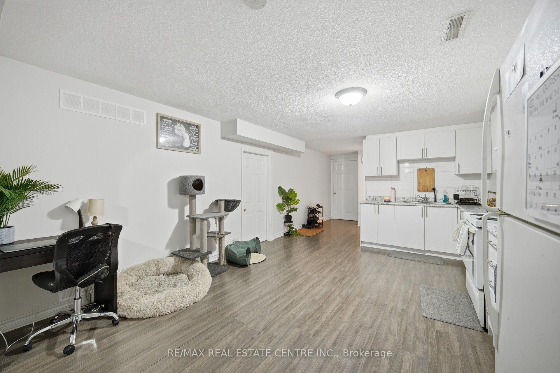 Photo 28 of 10 Major Oaks Drive, Brampton, Madoc — HOMEH