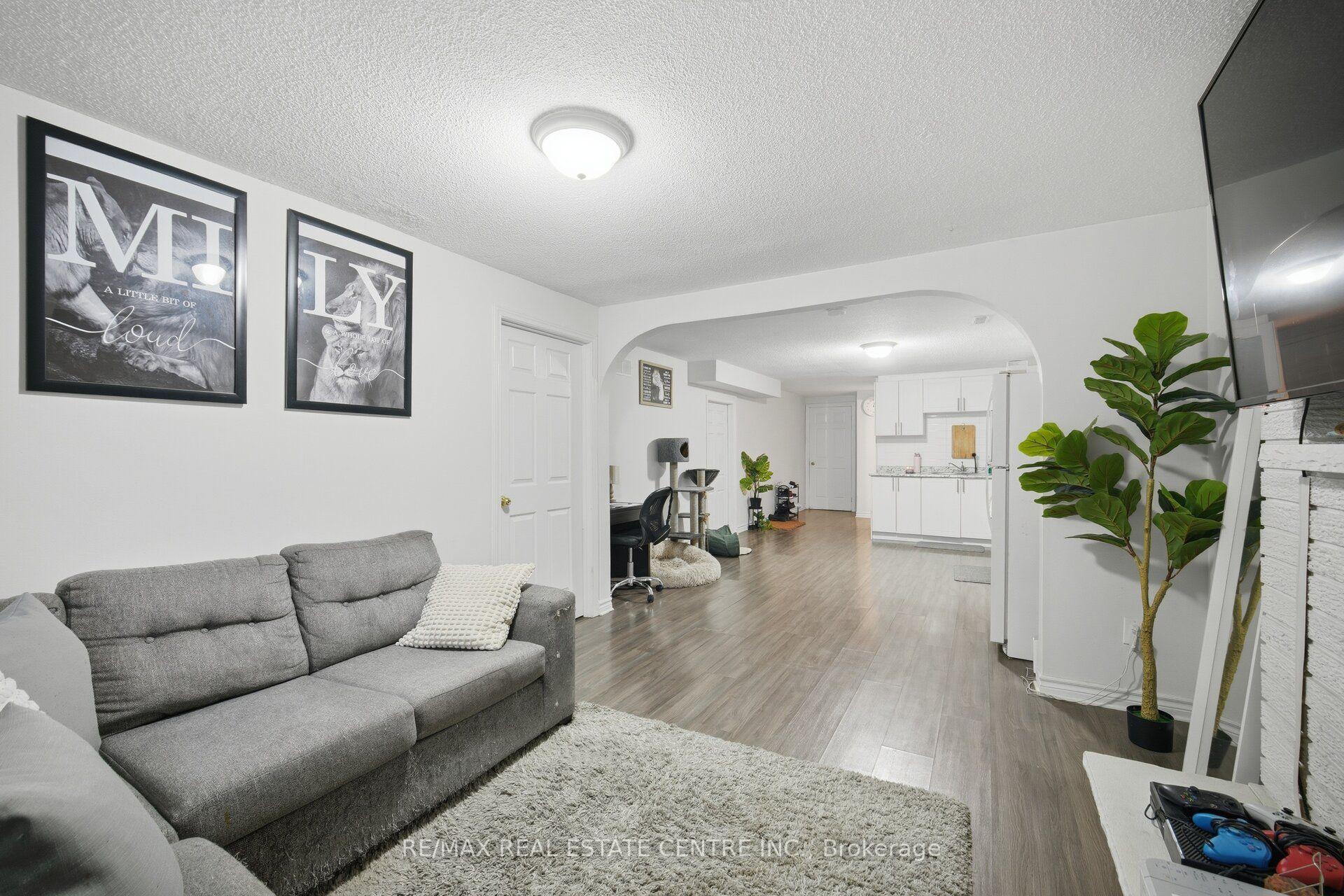 Photo 32 of 10 Major Oaks Drive, Brampton, Madoc — HOMEH