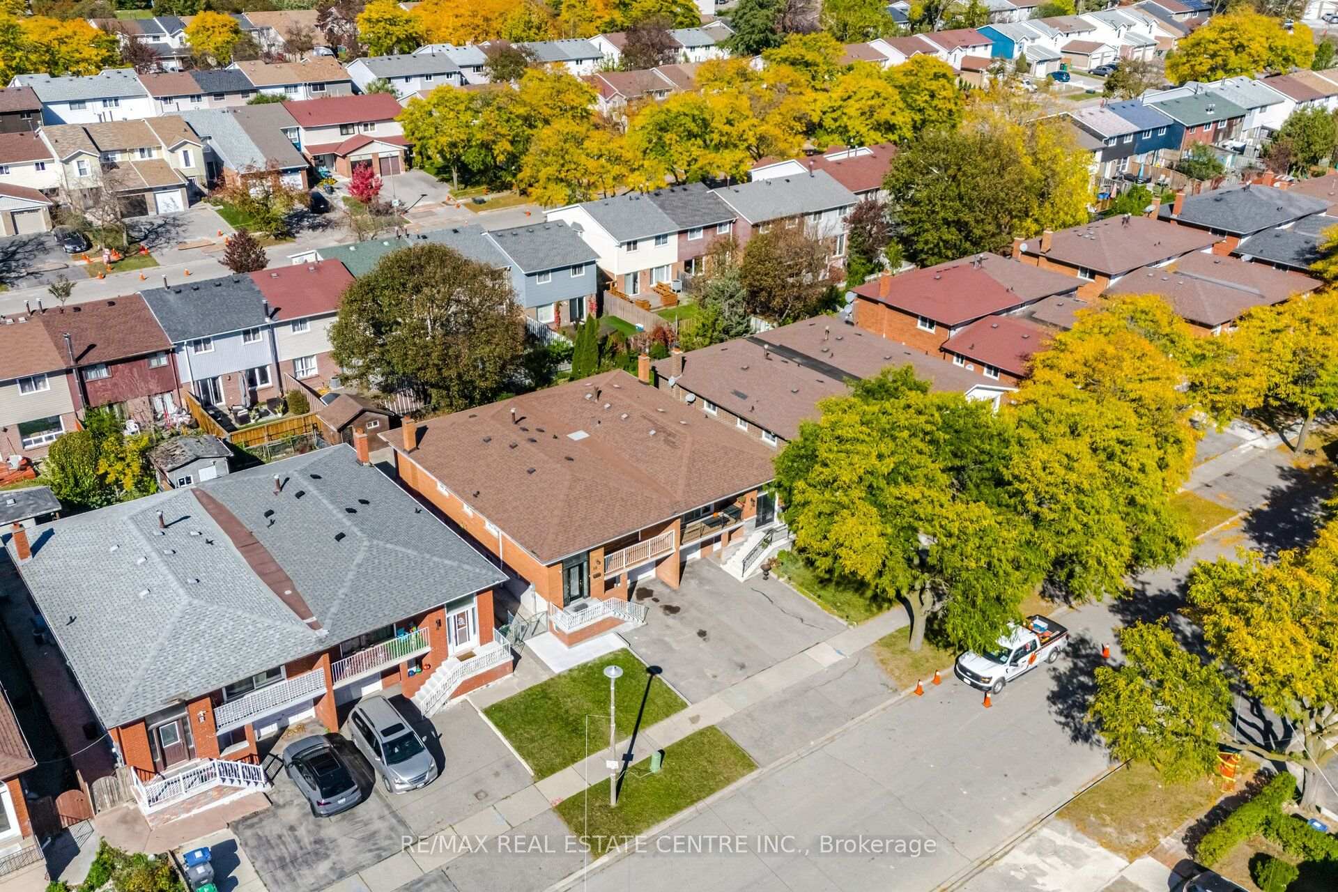 Photo 41 of 10 Major Oaks Drive, Brampton, Madoc — HOMEH