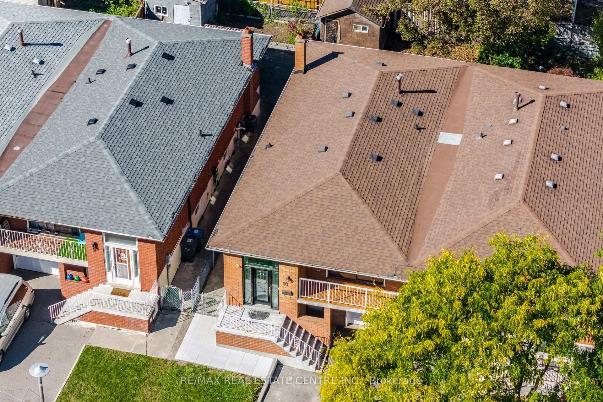Photo 42 of 10 Major Oaks Drive, Brampton, Madoc — HOMEH