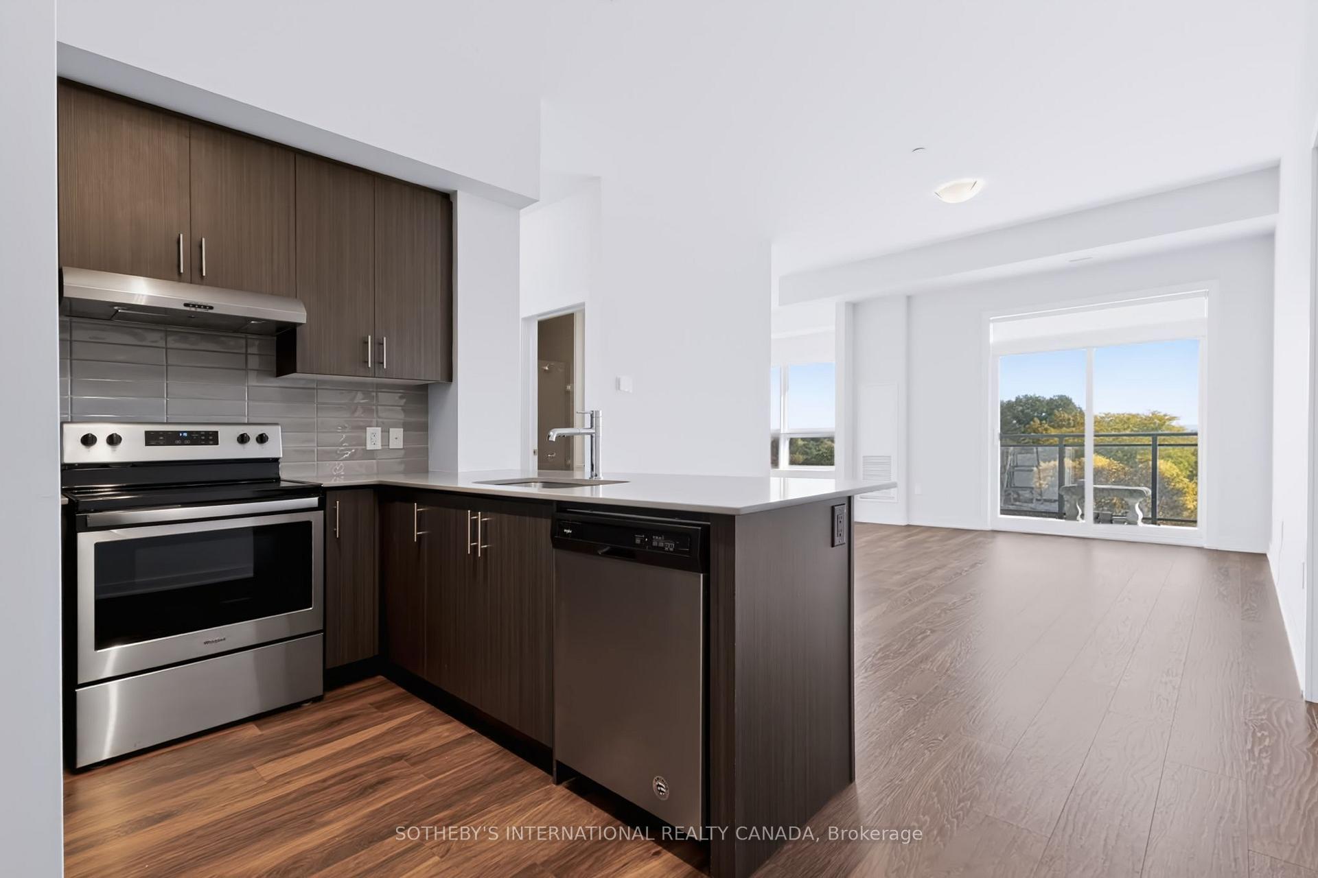 Photo 6 of Unit 608, 340 Plains Road E, Burlington, LaSalle — HOMEH