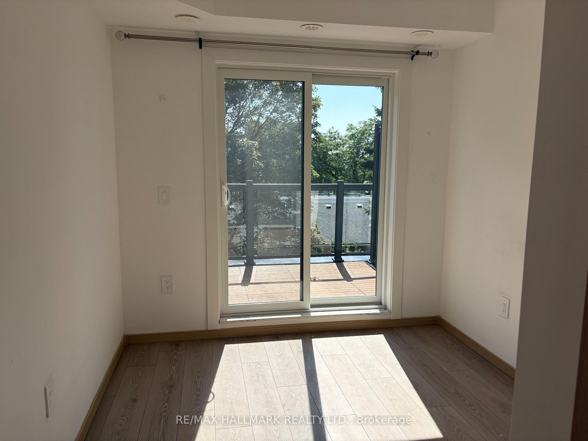 Photo 4 of Unit 310, 3425 Sheppard Avenue E, Scarborough, Tam O'Shanter-Sullivan — HOMEH