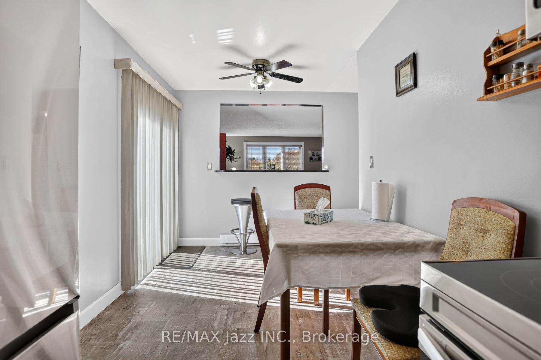Photo 12 of 691 Attersley Drive, Oshawa, Pinecrest — HOMEH