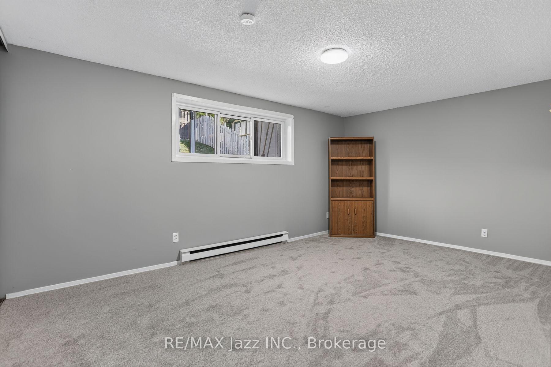 Photo 23 of 691 Attersley Drive, Oshawa, Pinecrest — HOMEH