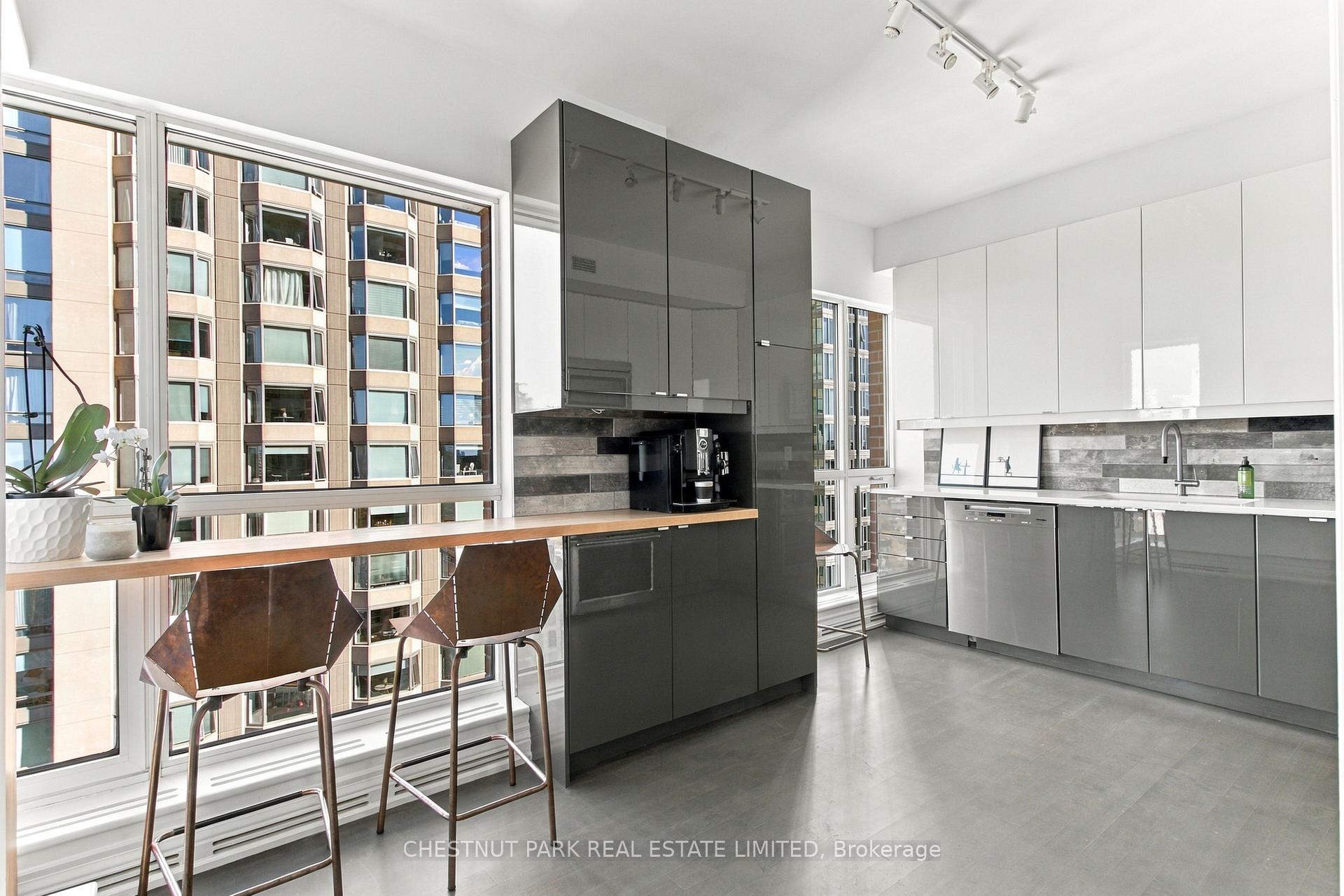 Photo 34 of Unit 1902, 38 Avenue Road, Toronto, The Annex — HOMEH