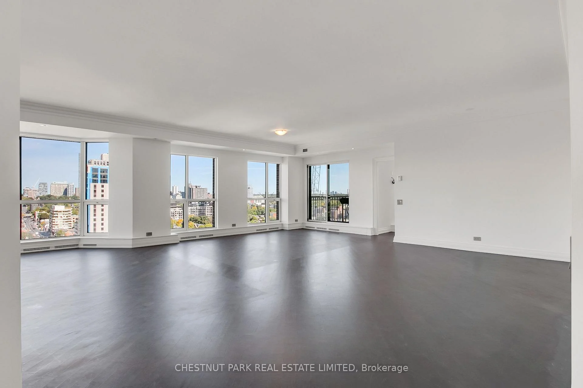Photo 13 of Unit 1902, 38 Avenue Road, Toronto, The Annex — HOMEH