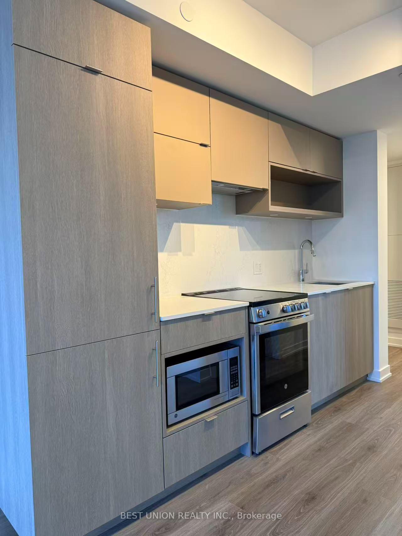 Photo 4 of Unit 1806, 100 Queen Street E, Toronto, Church-Yonge Corridor — HOMEH