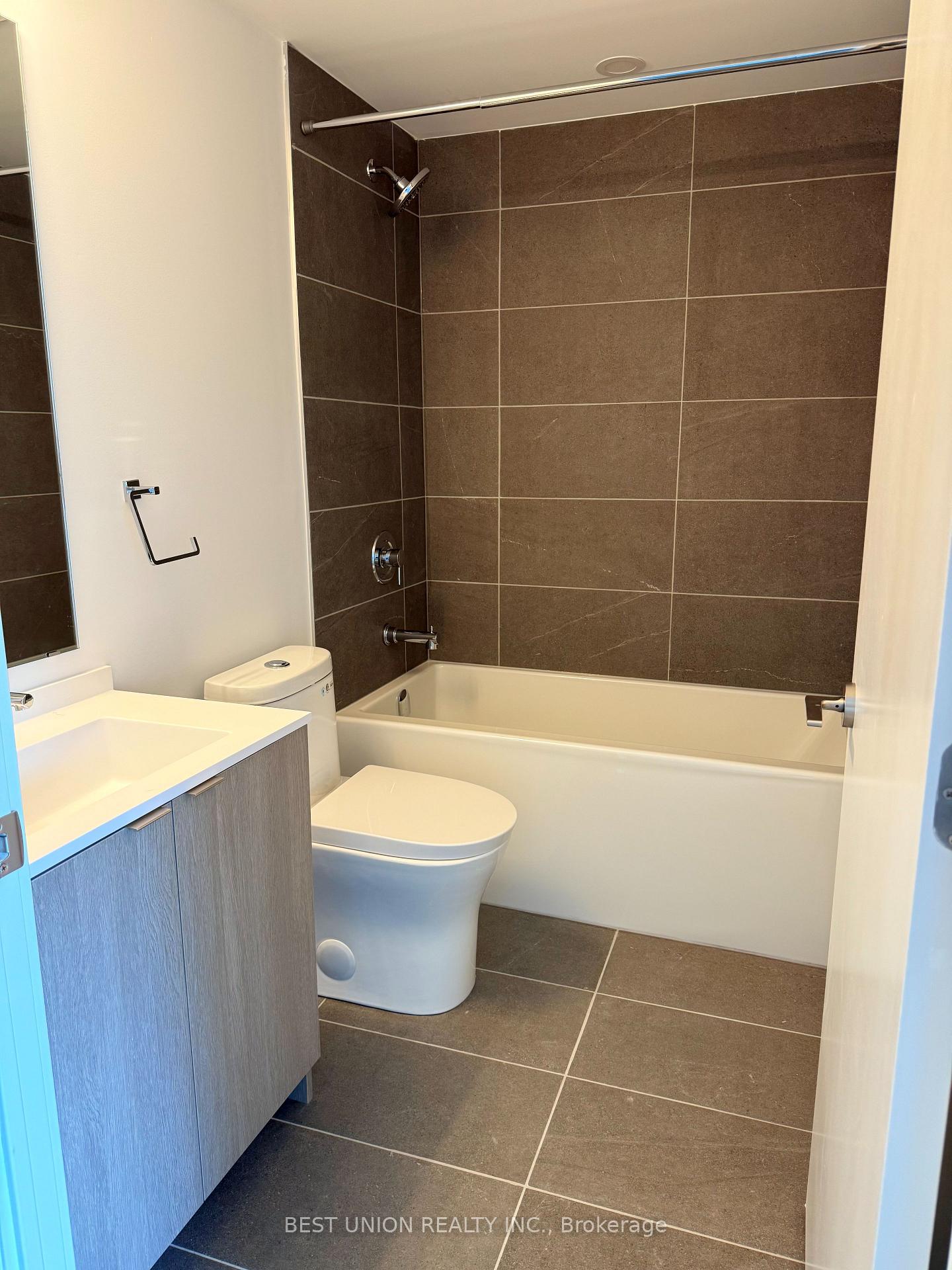Photo 9 of Unit 1806, 100 Queen Street E, Toronto, Church-Yonge Corridor — HOMEH