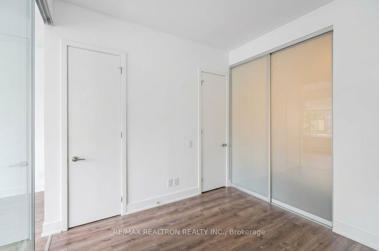 Photo 6 of Unit 627, 111 St Clair Avenue W, Toronto, Yonge-St. Clair — HOMEH