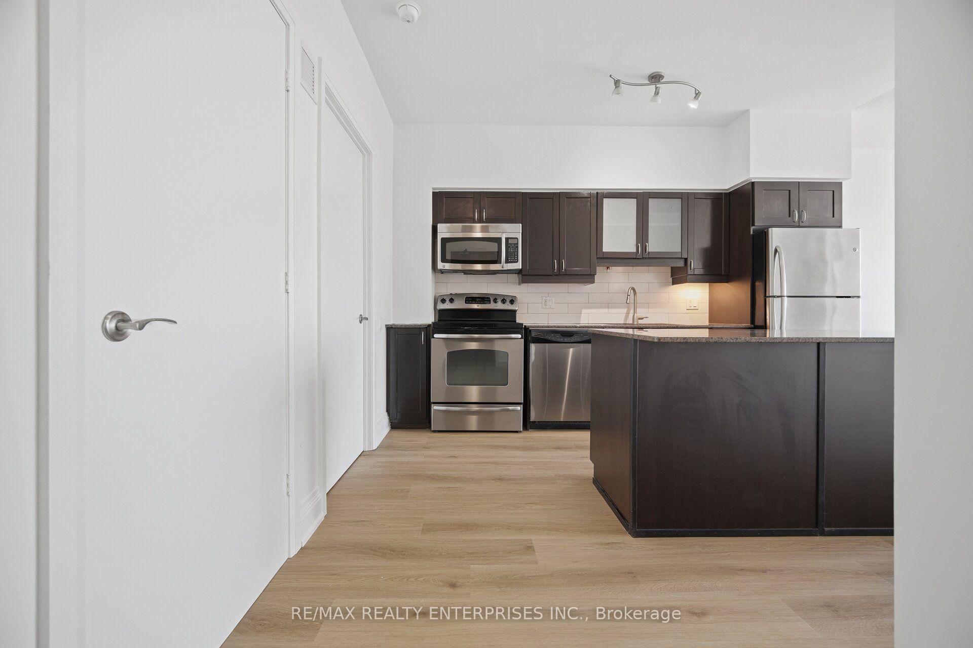 Photo 6 of Unit 4501, 2191 Yonge Street, Toronto, Mount Pleasant West — HOMEH