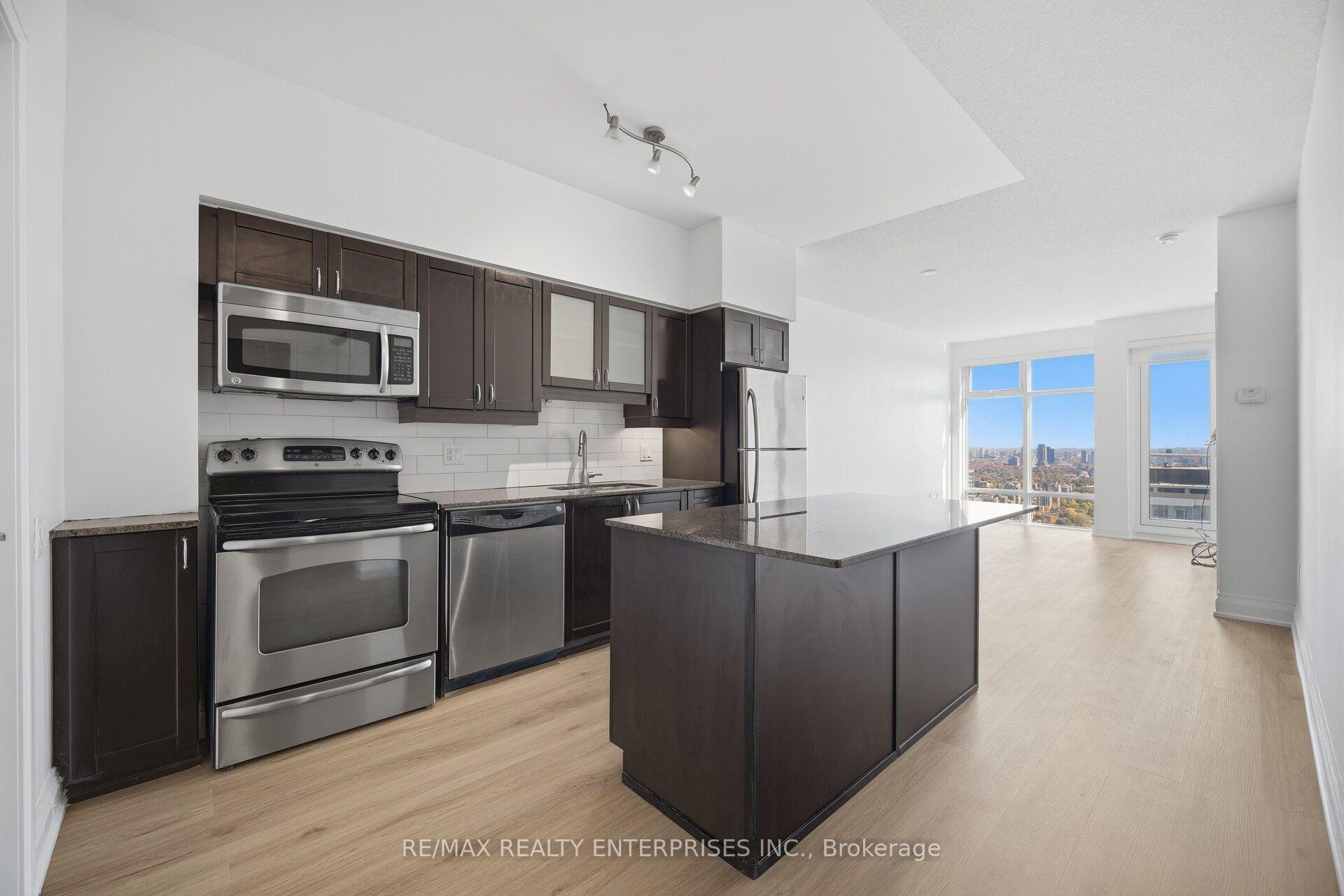 Photo 8 of Unit 4501, 2191 Yonge Street, Toronto, Mount Pleasant West — HOMEH
