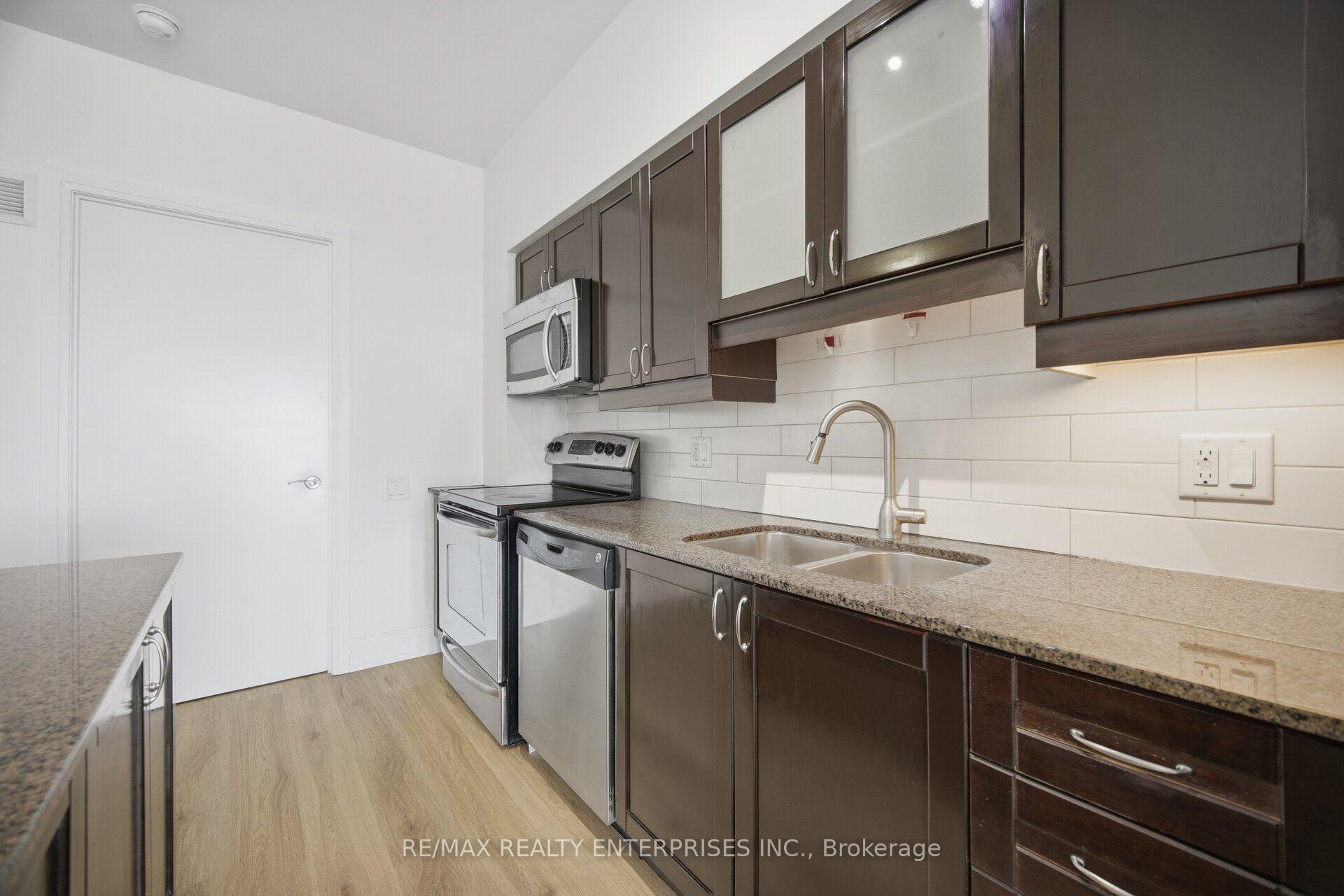 Photo 11 of Unit 4501, 2191 Yonge Street, Toronto, Mount Pleasant West — HOMEH