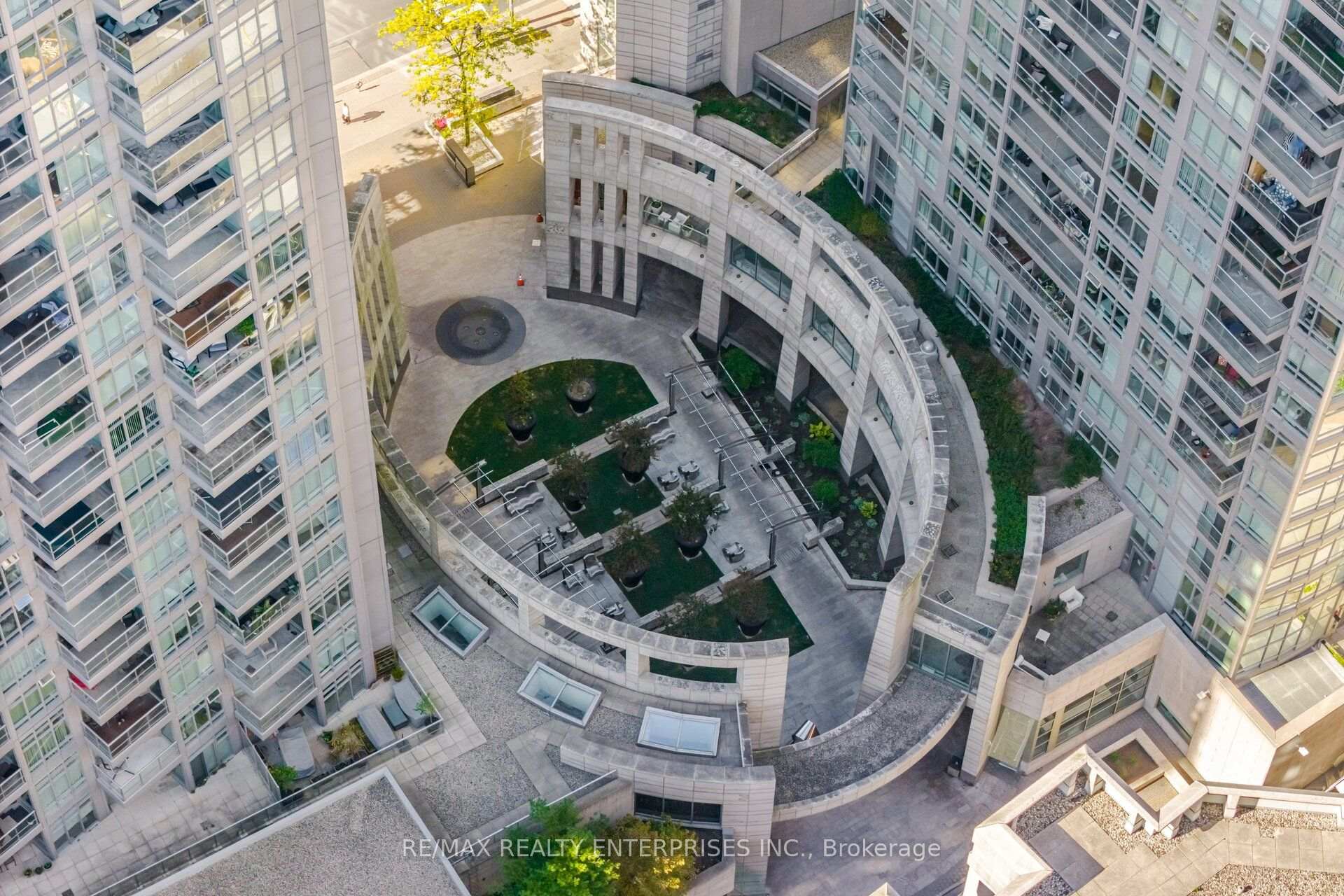 Photo 42 of Unit 4501, 2191 Yonge Street, Toronto, Mount Pleasant West — HOMEH