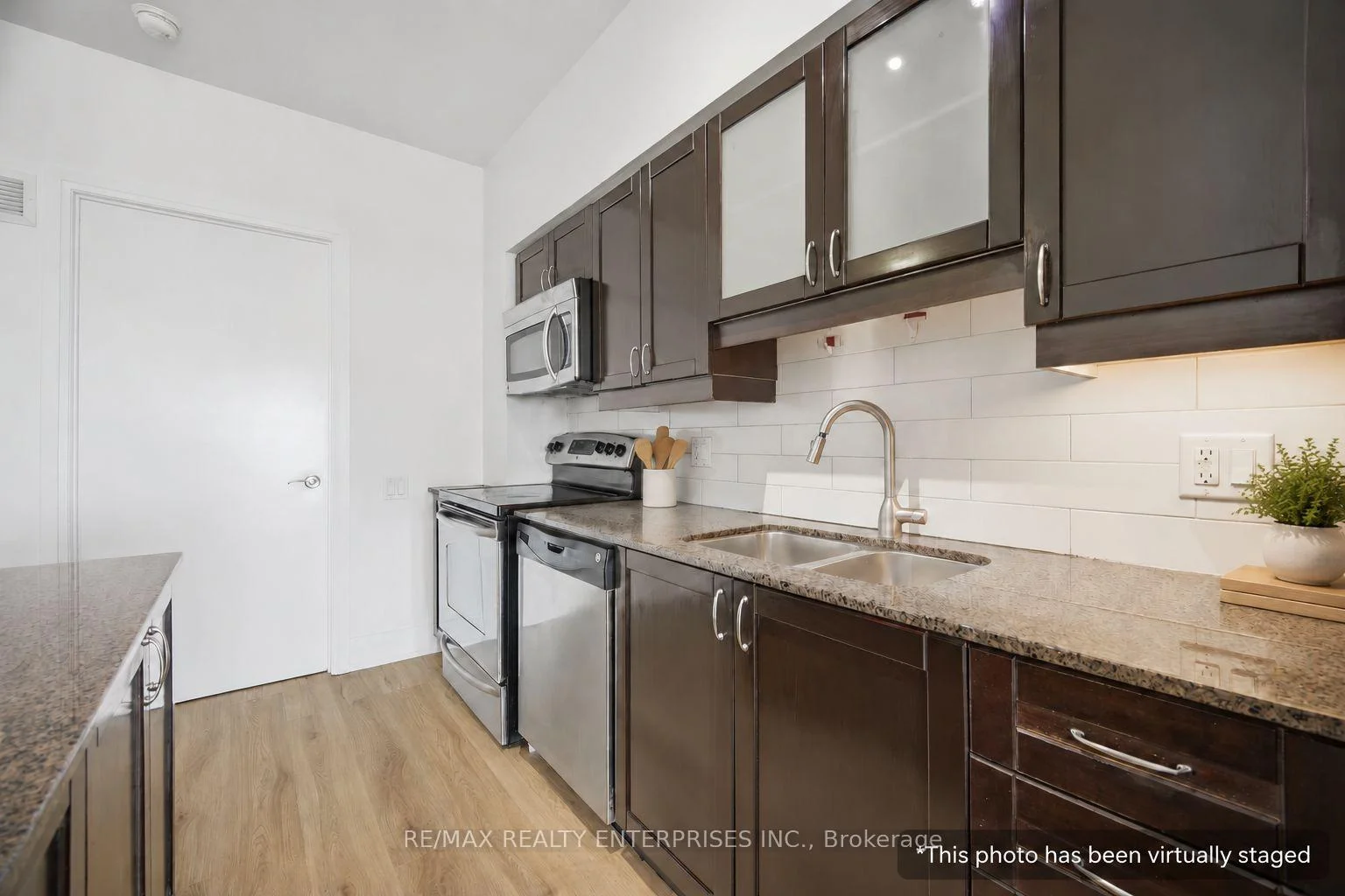 Photo 35 of Unit 4501, 2191 Yonge Street, Toronto, Mount Pleasant West — HOMEH