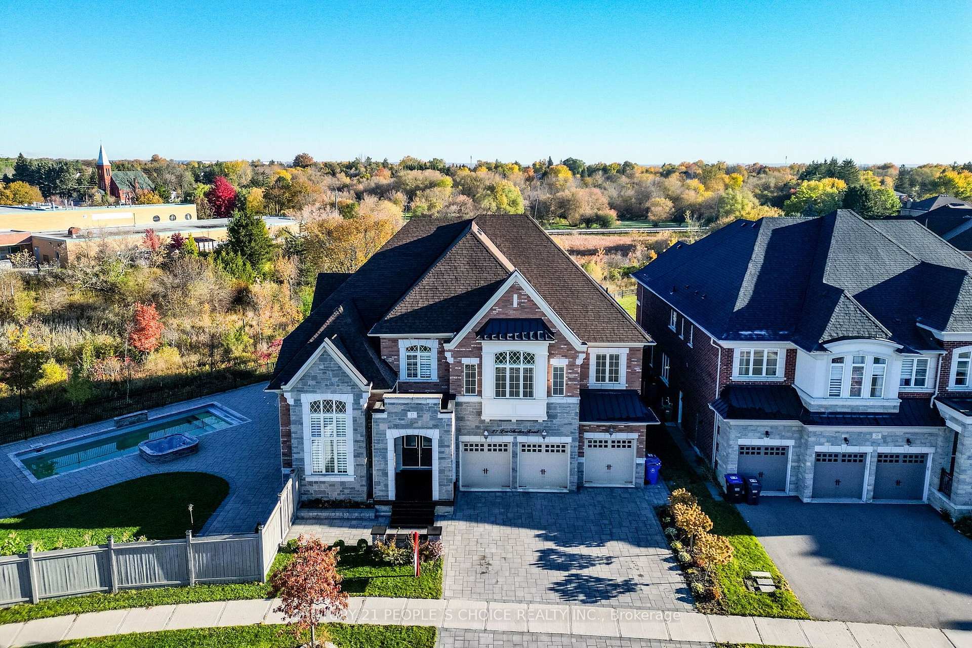 Photo 3 of 27 Leo Austin Road, Brampton, Toronto Gore Rural Estate — HOMEH