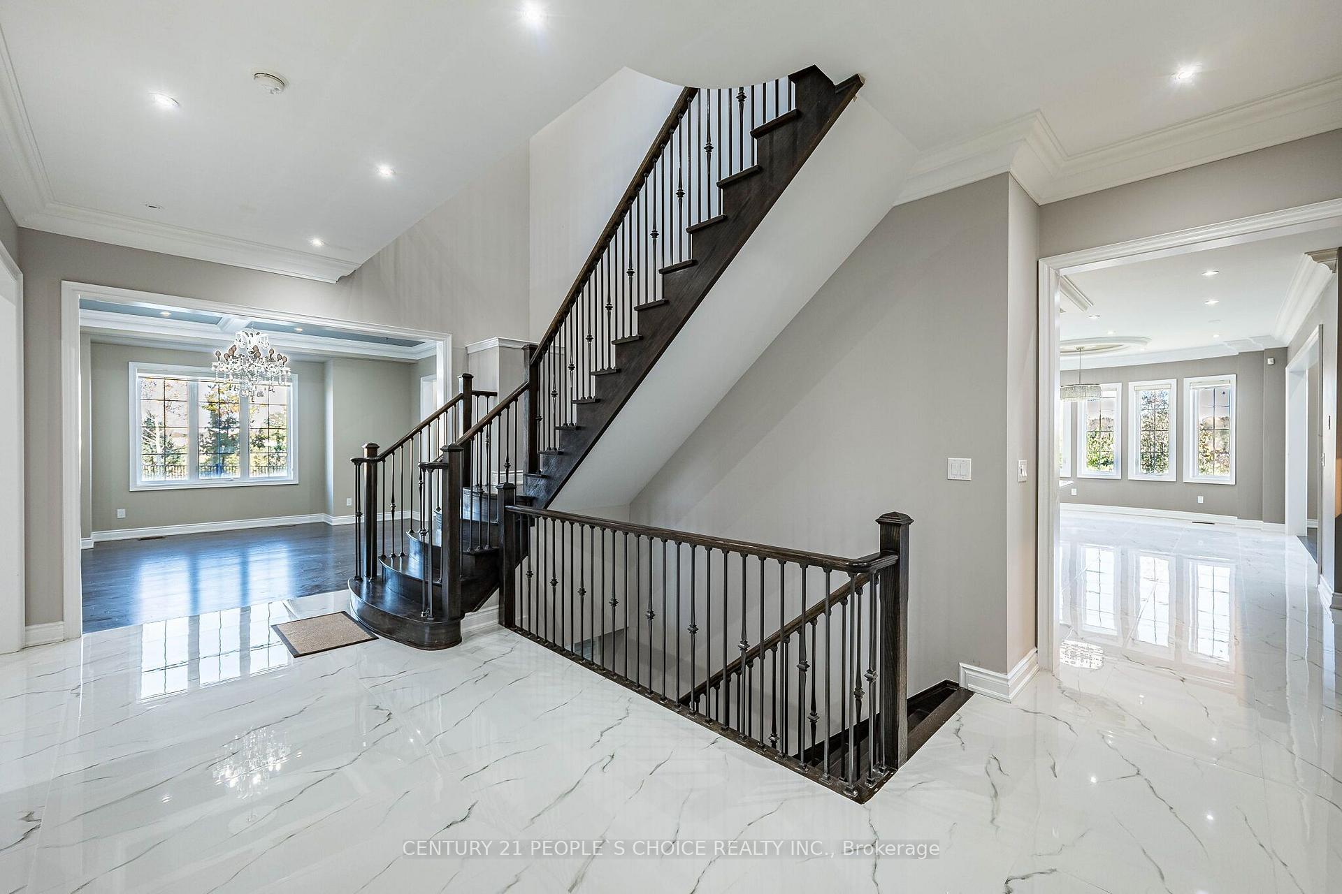 Photo 10 of 27 Leo Austin Road, Brampton, Toronto Gore Rural Estate — HOMEH