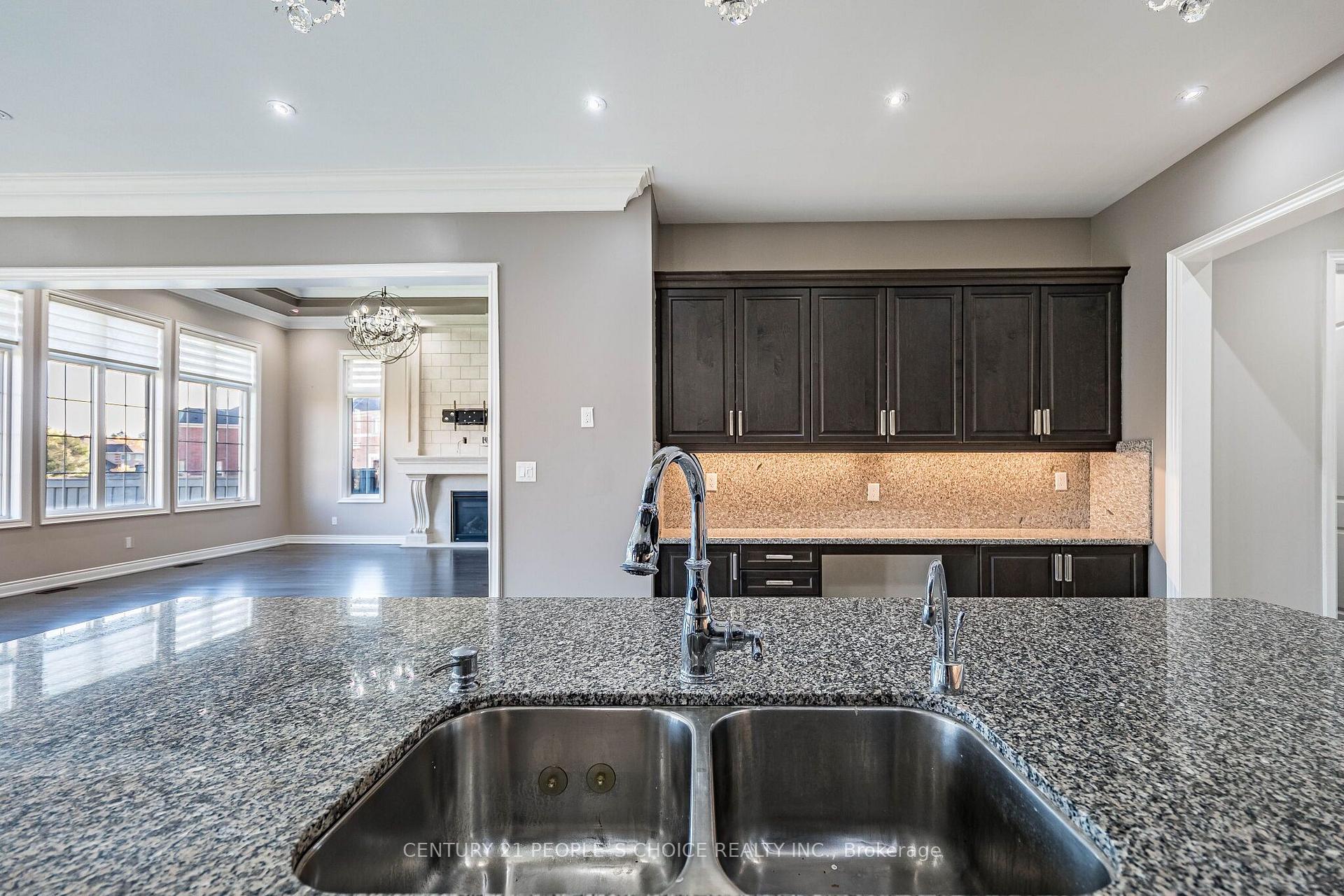 Photo 21 of 27 Leo Austin Road, Brampton, Toronto Gore Rural Estate — HOMEH