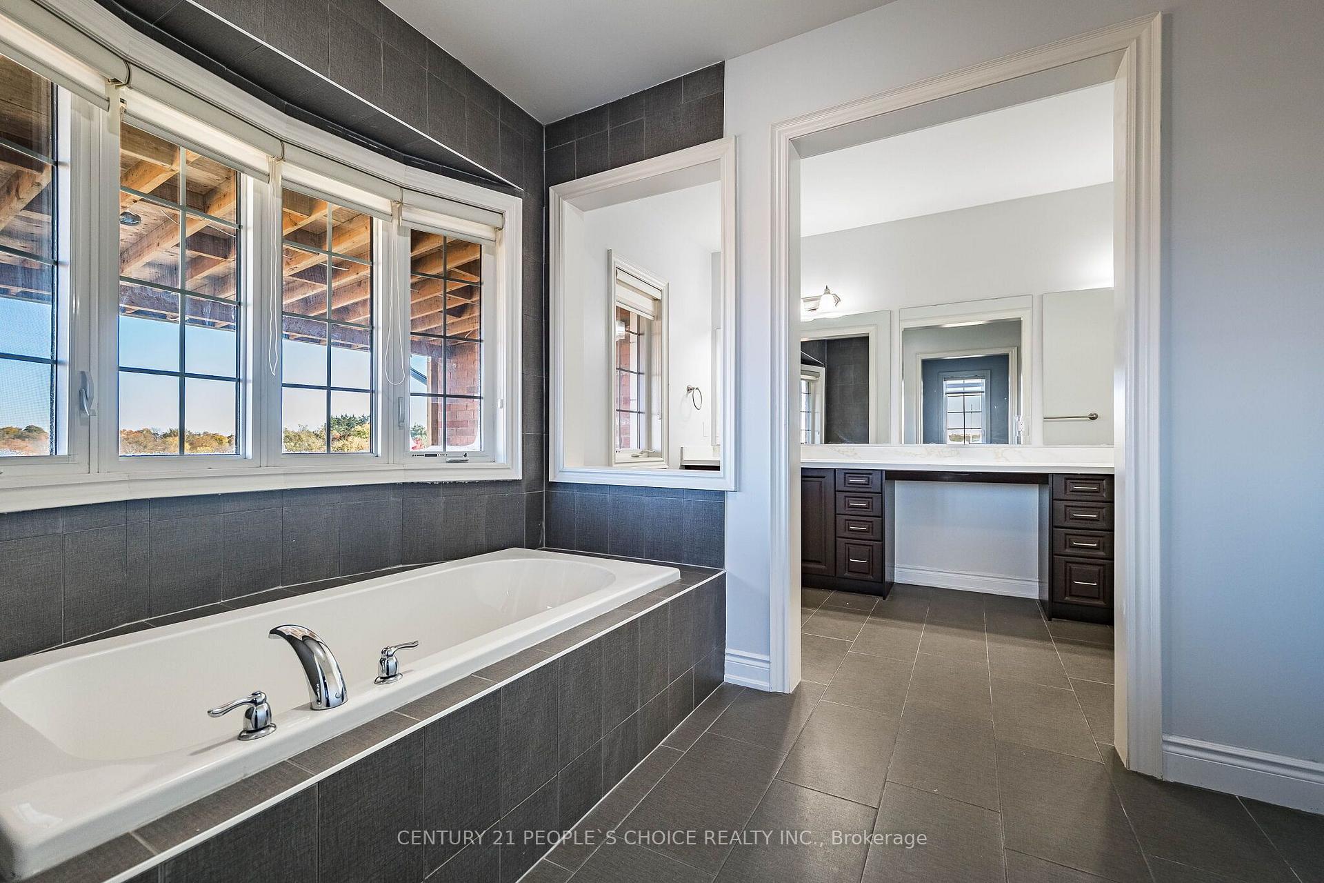 Photo 30 of 27 Leo Austin Road, Brampton, Toronto Gore Rural Estate — HOMEH