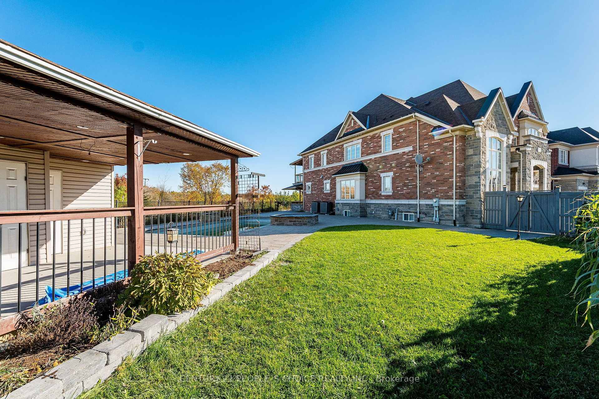 Photo 43 of 27 Leo Austin Road, Brampton, Toronto Gore Rural Estate — HOMEH