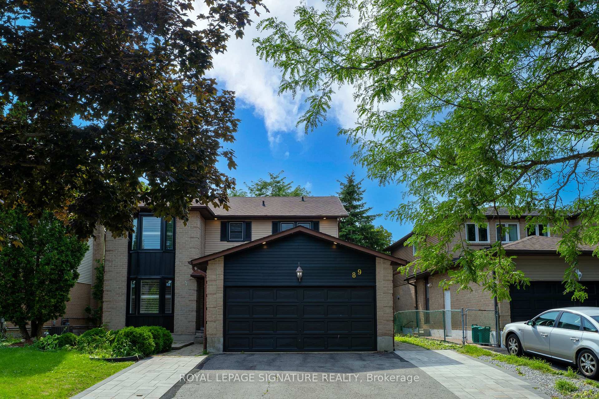 Photo 5 of 89 Batson Drive, Aurora, Aurora Village — HOMEH